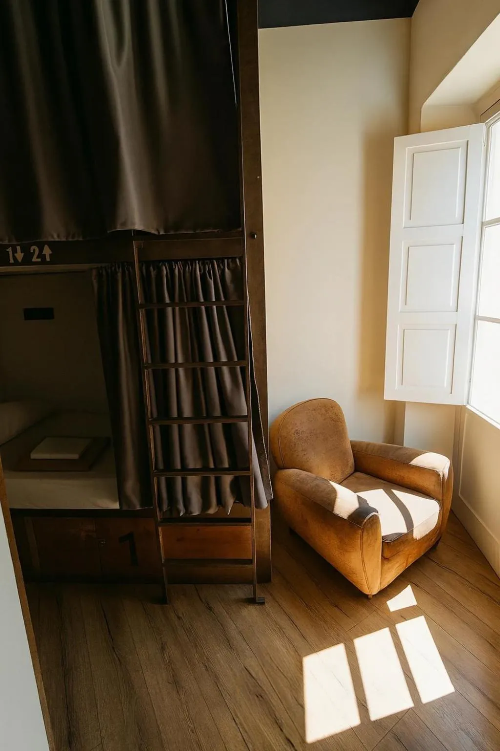 Bed in Black Swan Hostel Sevilla