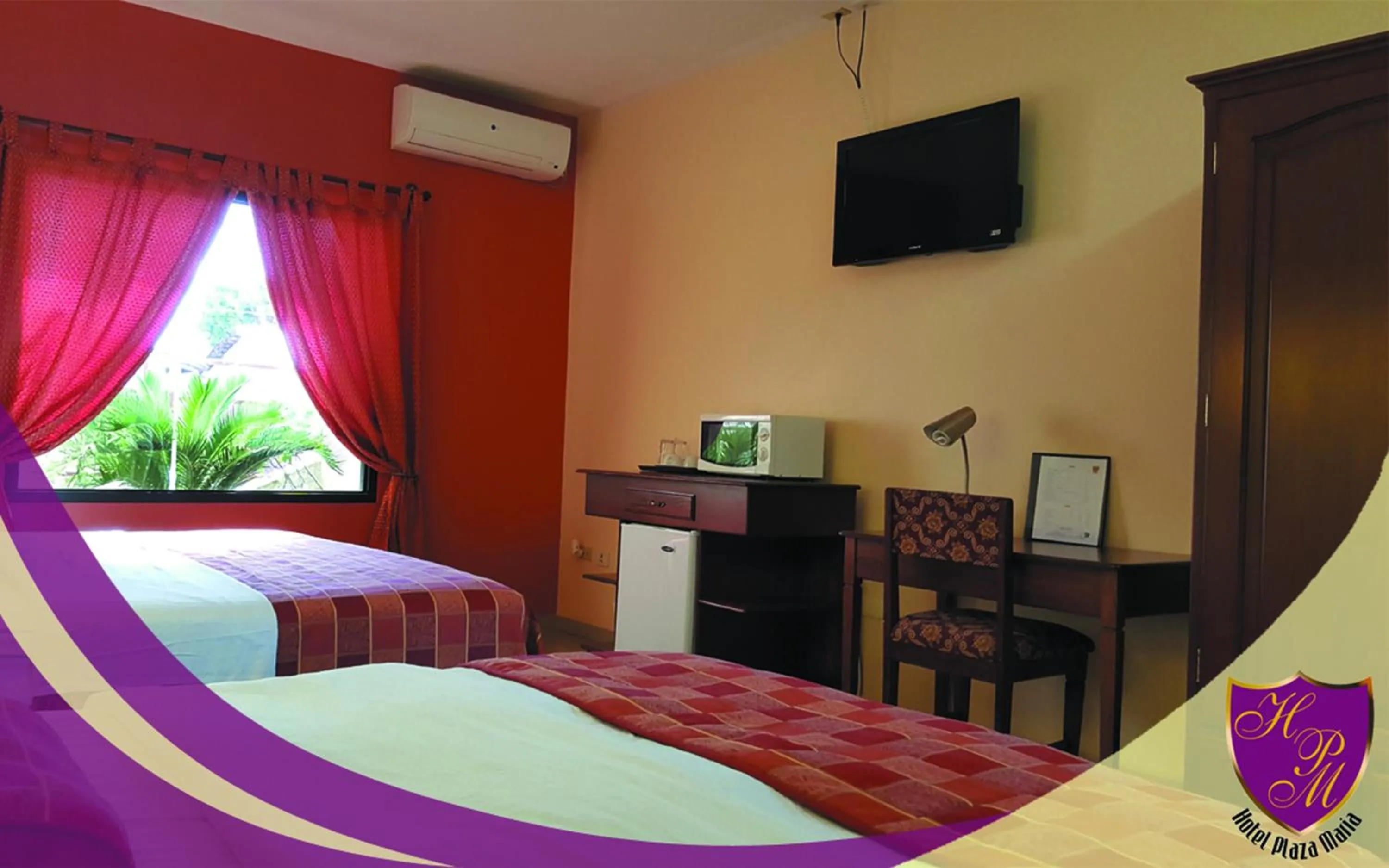 TV and multimedia, Bed in Hotel Plaza Maria