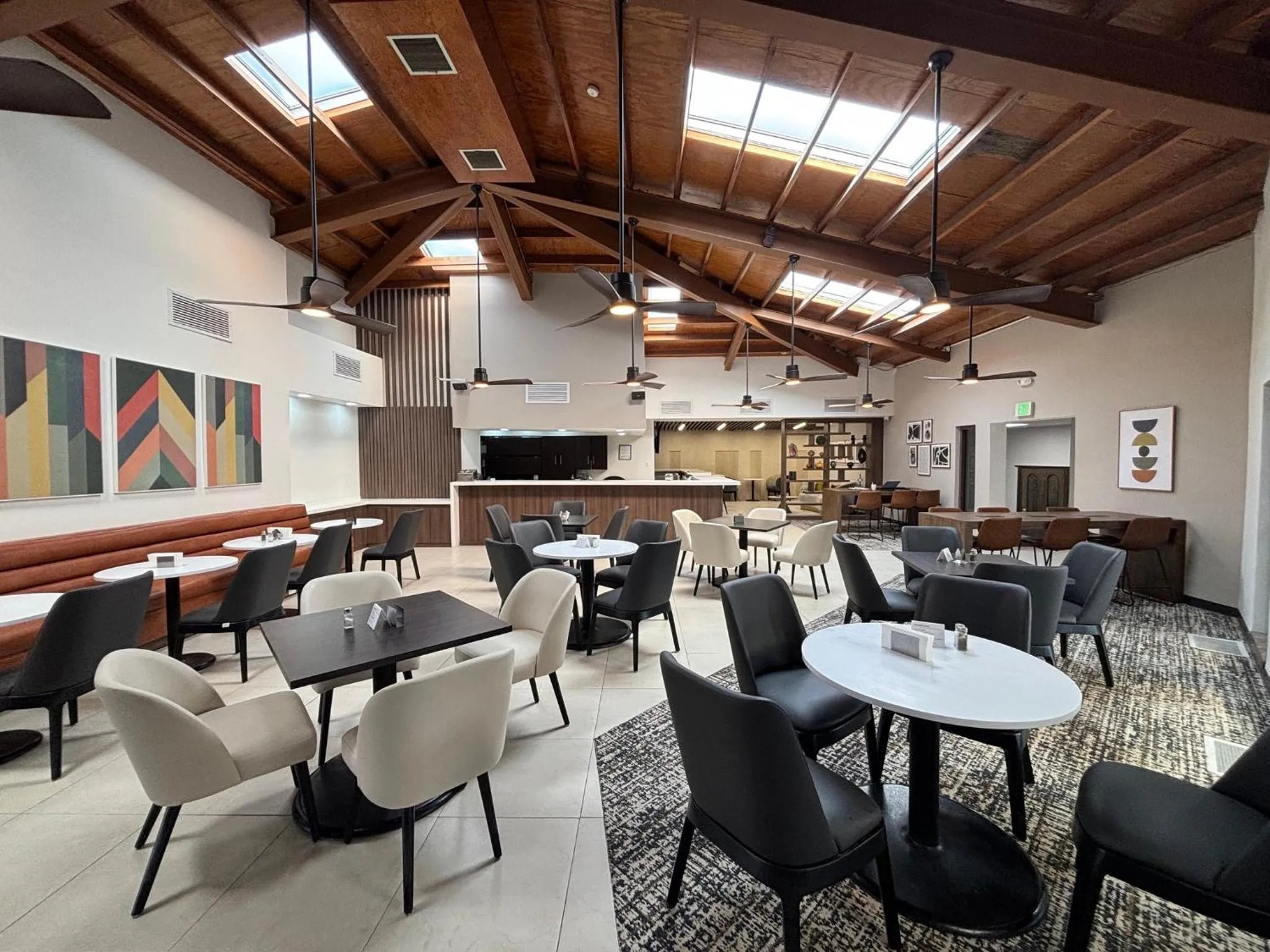 Restaurant/places to eat in Holiday Inn & Suites Chihuahua Expo by IHG