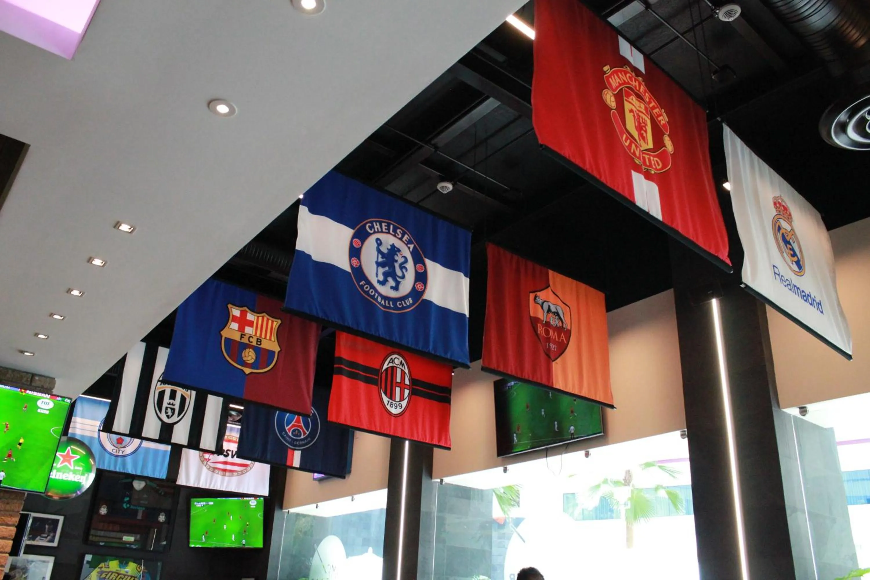 Lounge or bar in Crowne Plaza Leon by IHG