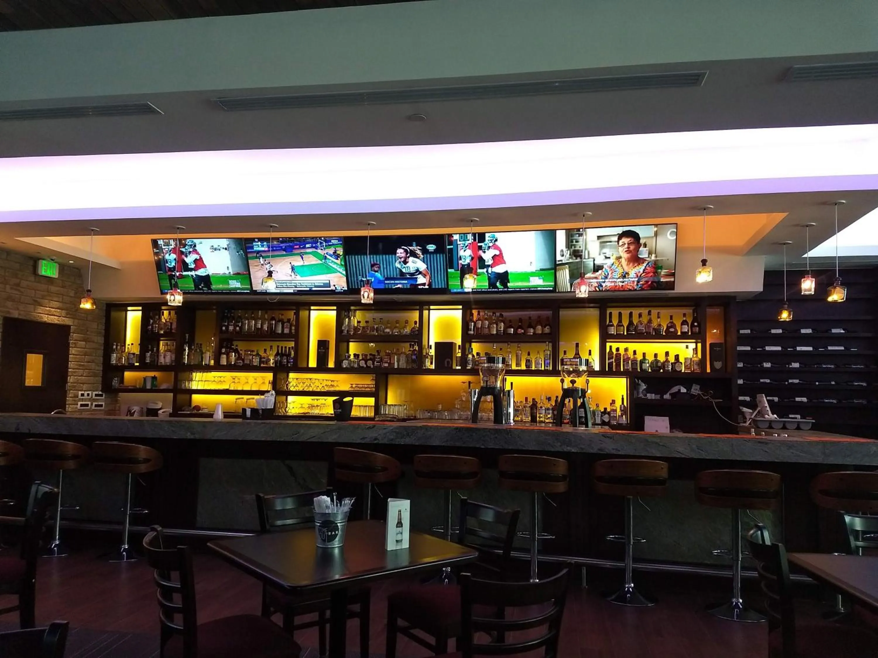 Lounge or bar in Crowne Plaza Leon by IHG
