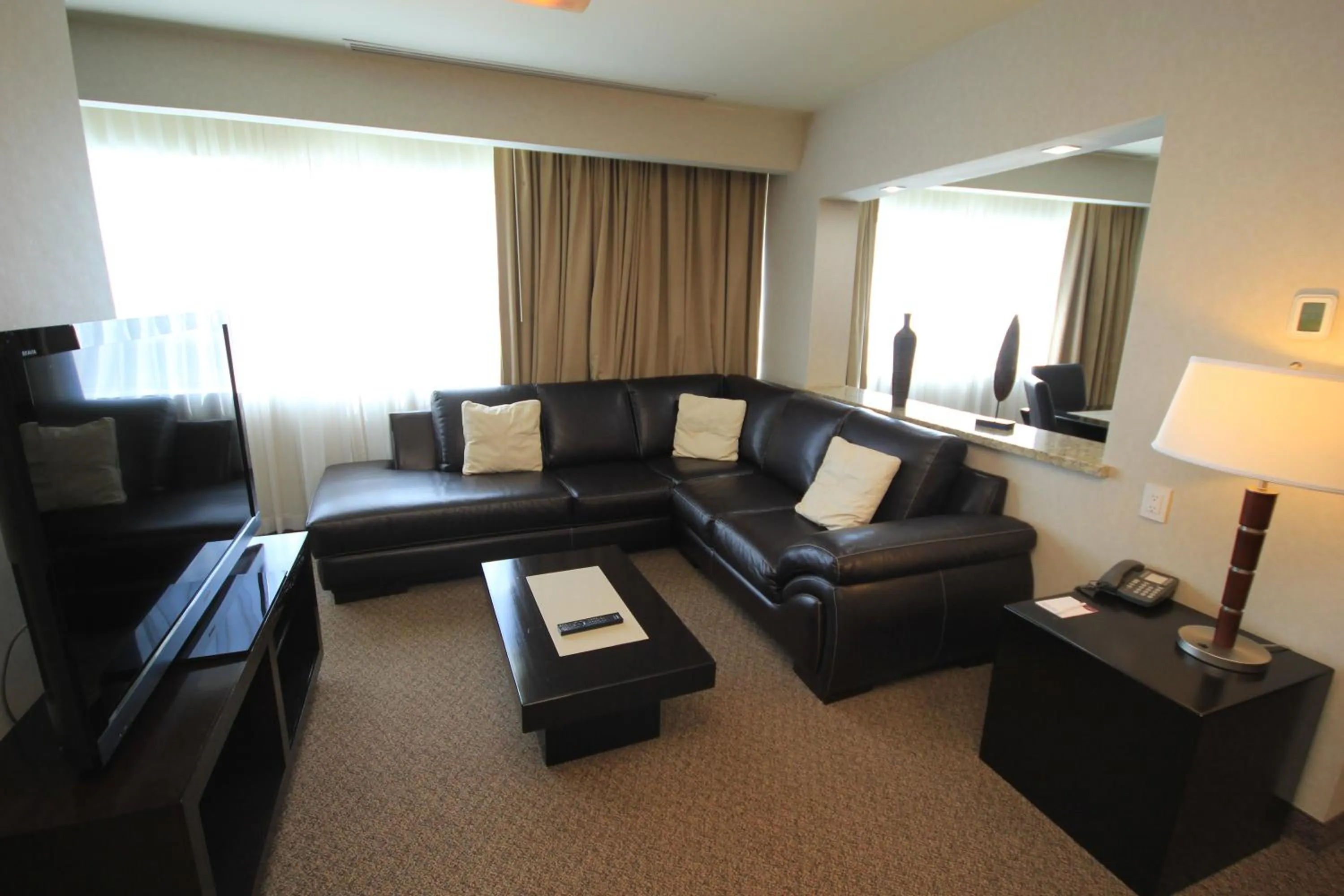 Photo of the whole room in Crowne Plaza Leon by IHG