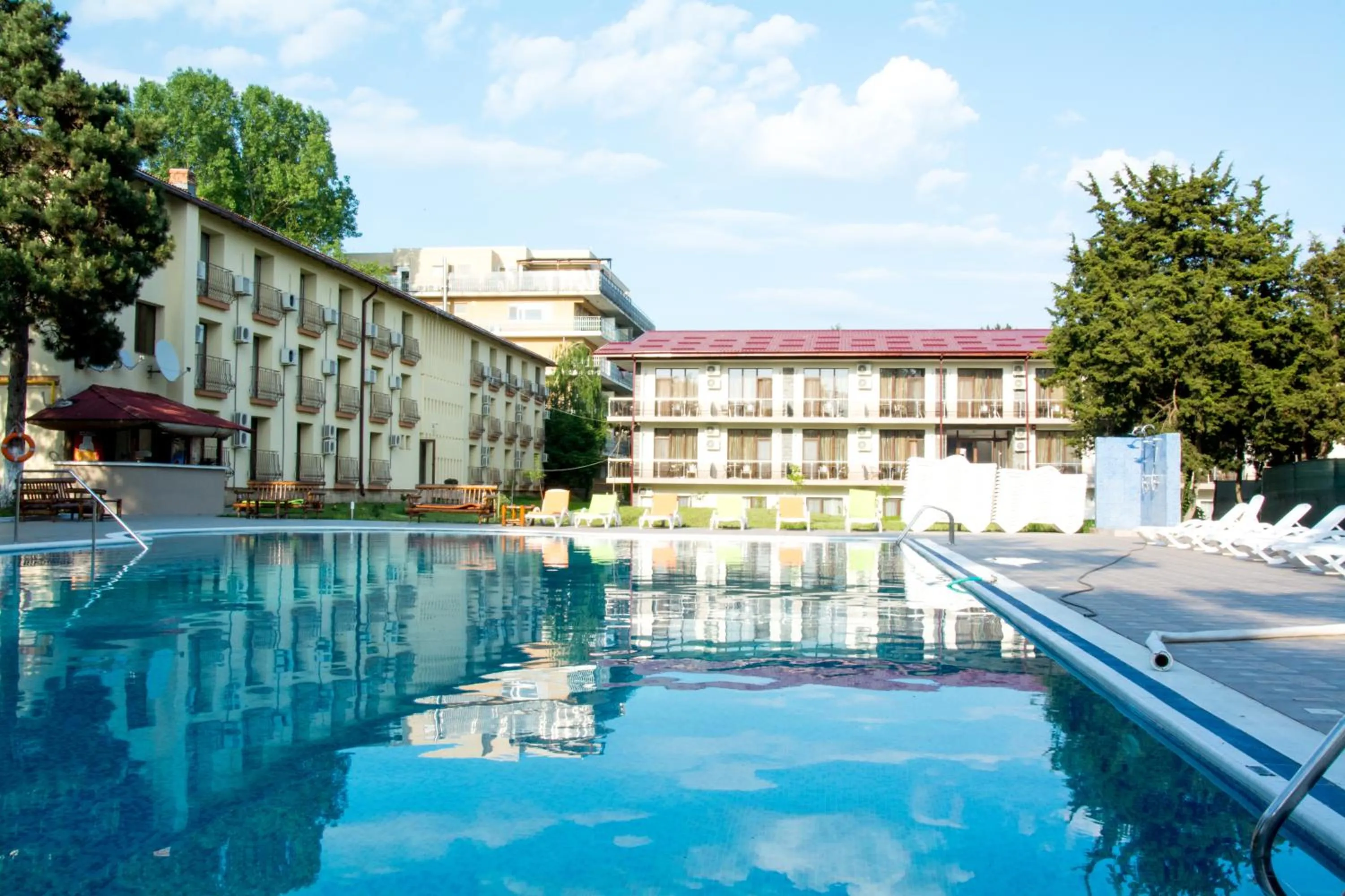 Swimming pool in Q Hotel