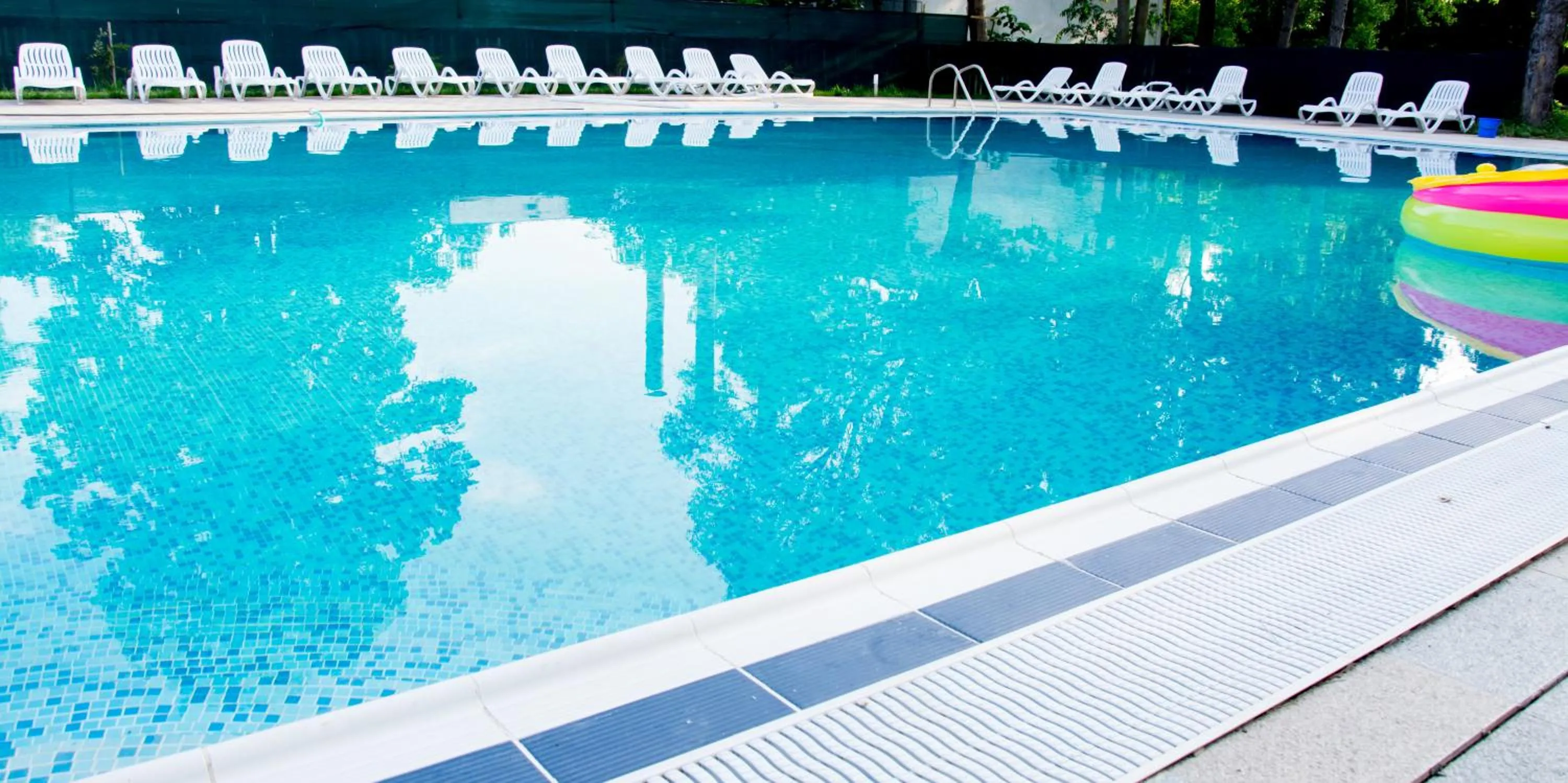 Swimming pool in Q Hotel