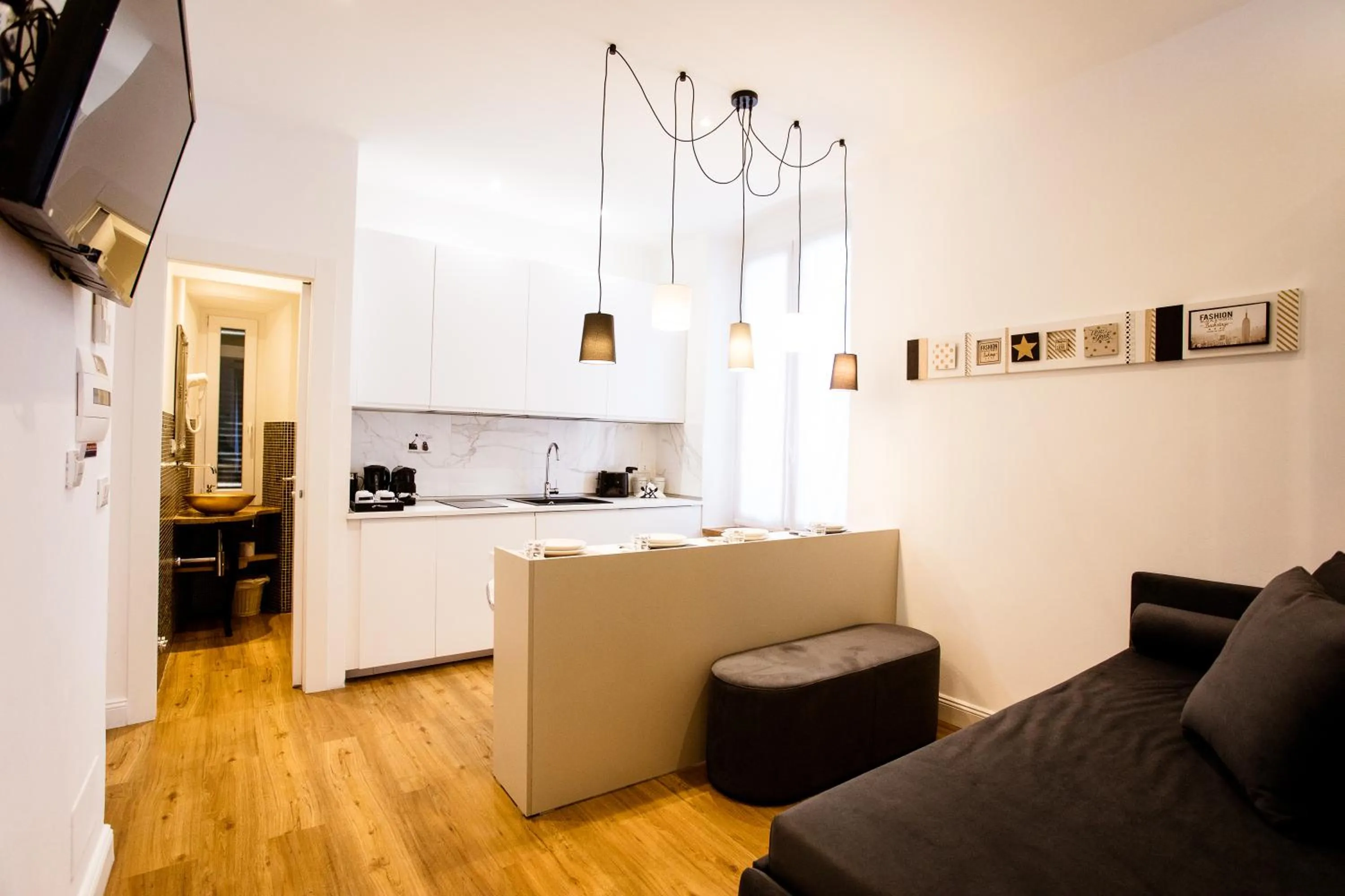 Kitchen or kitchenette in Atmosfere Guest House - Cinque Terre e La Spezia