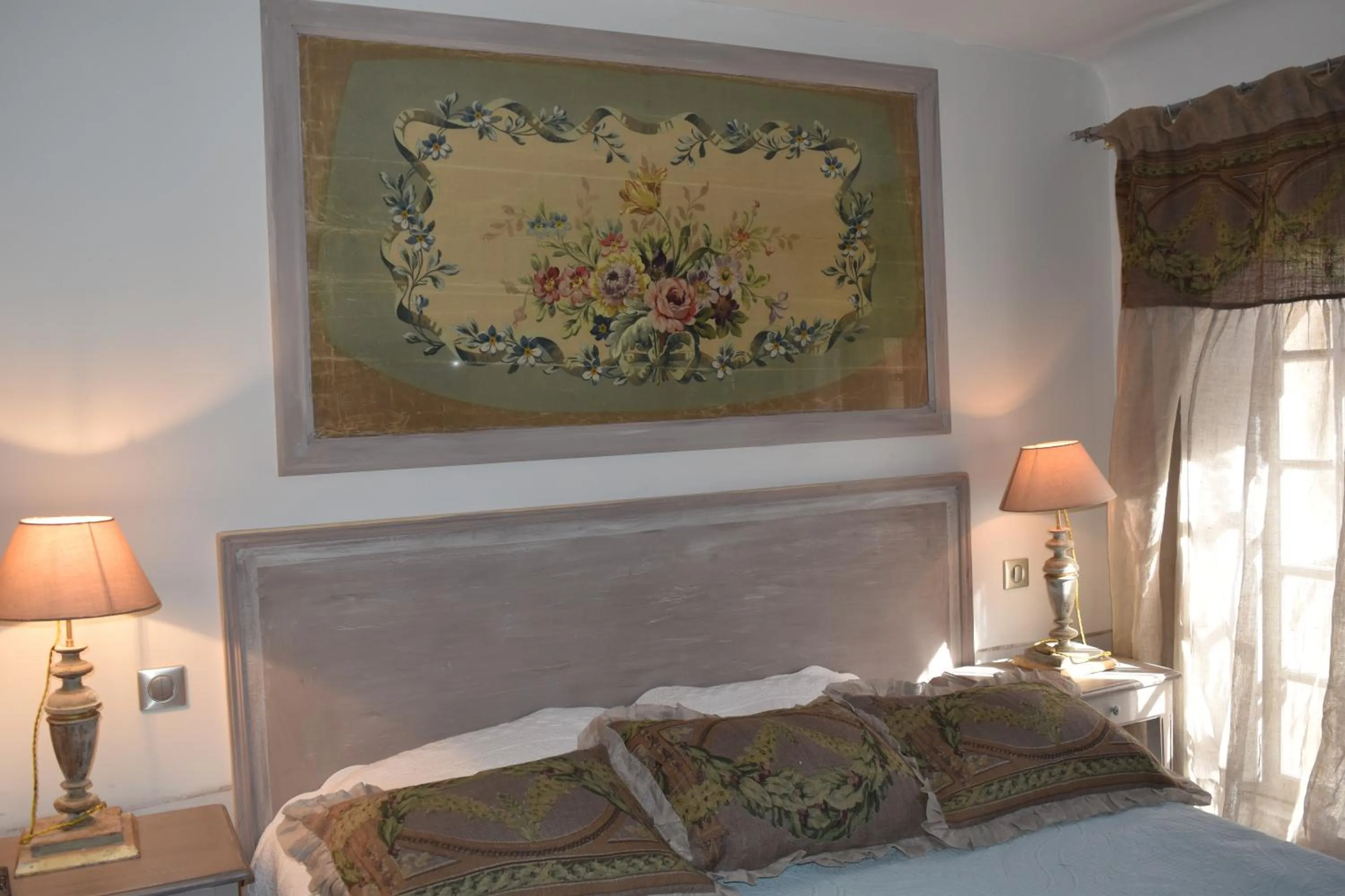 Photo of the whole room in Le Clos de Lucie