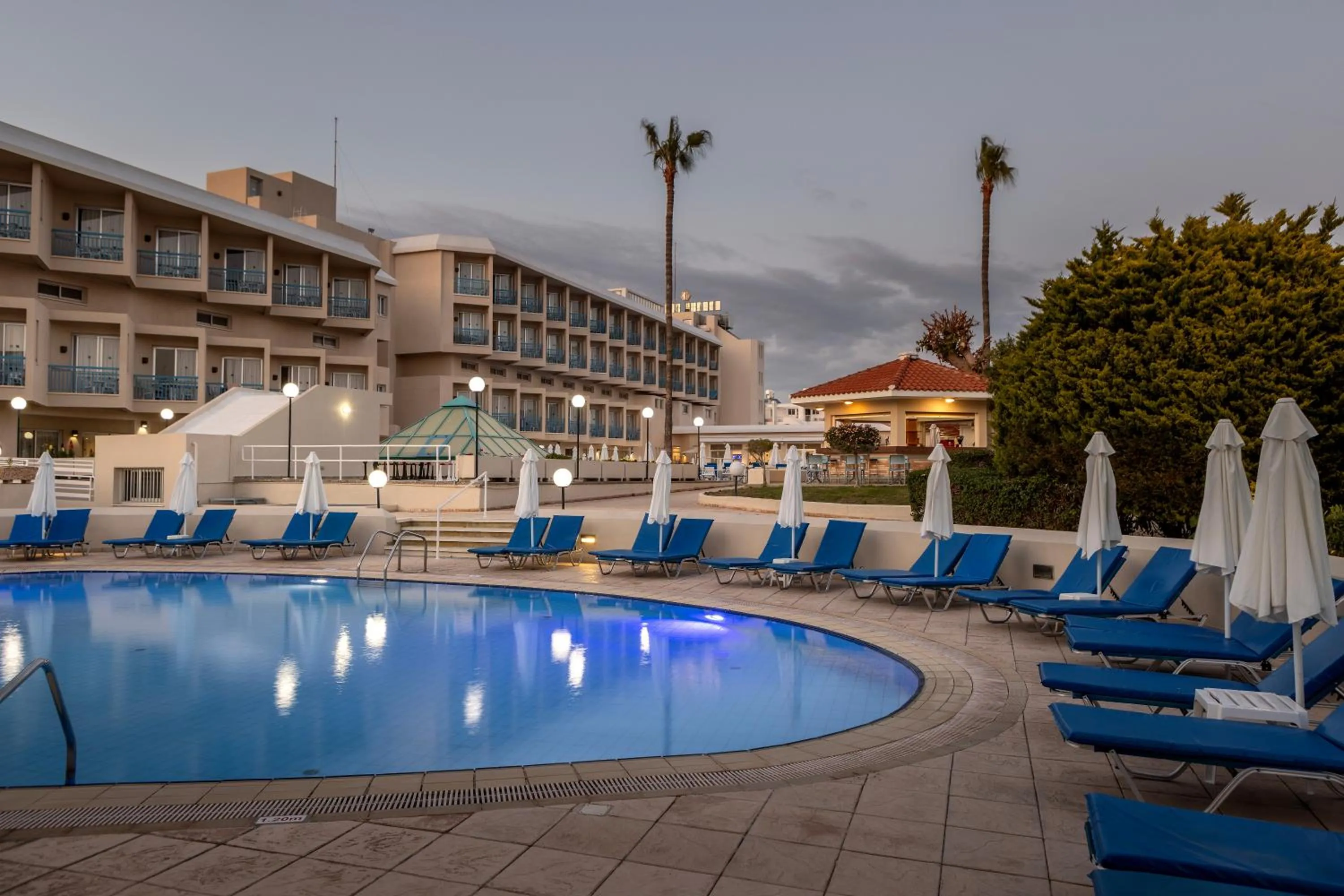 Property building in Kissos Hotel