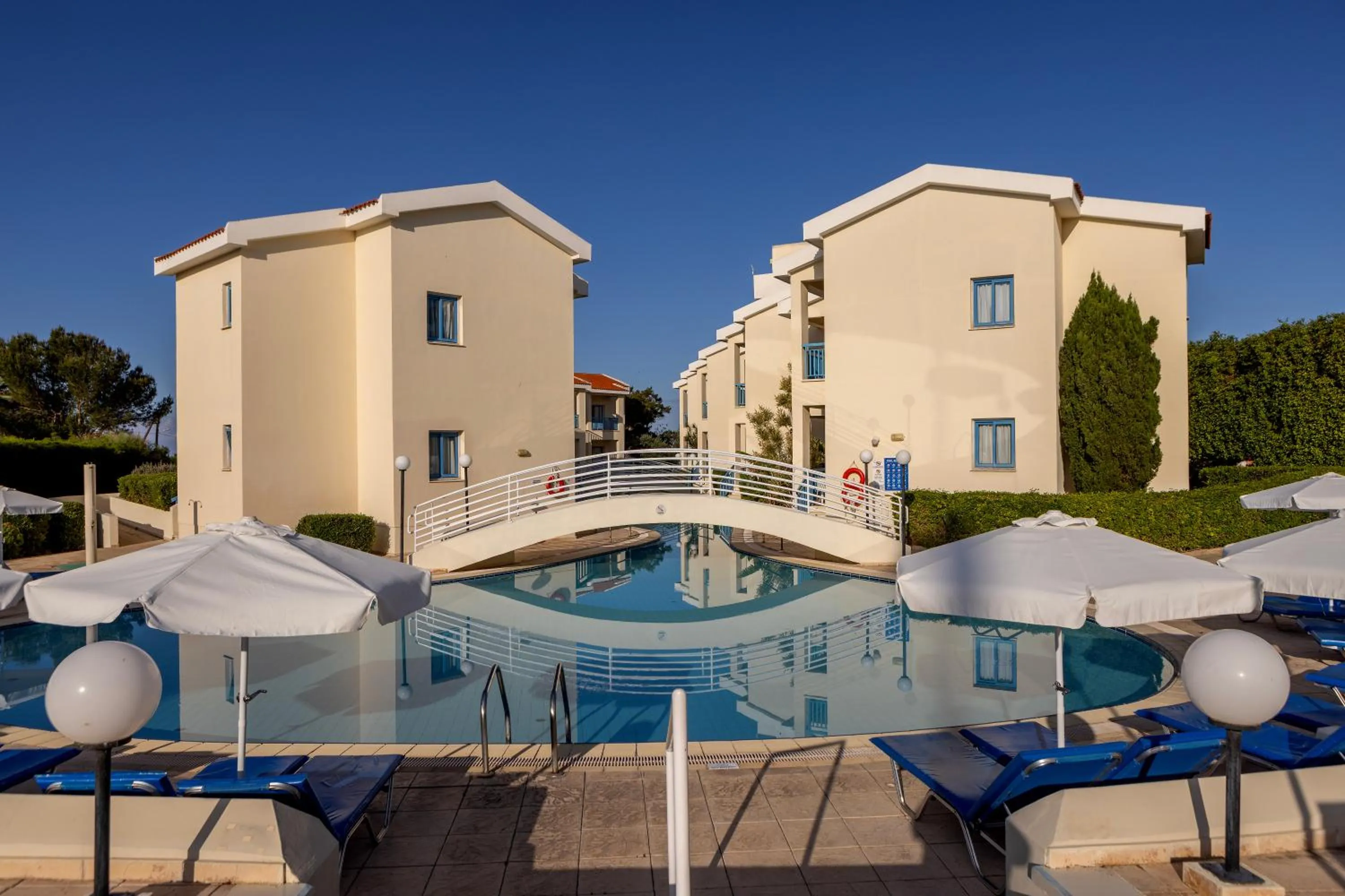 Pool view in Kissos Hotel