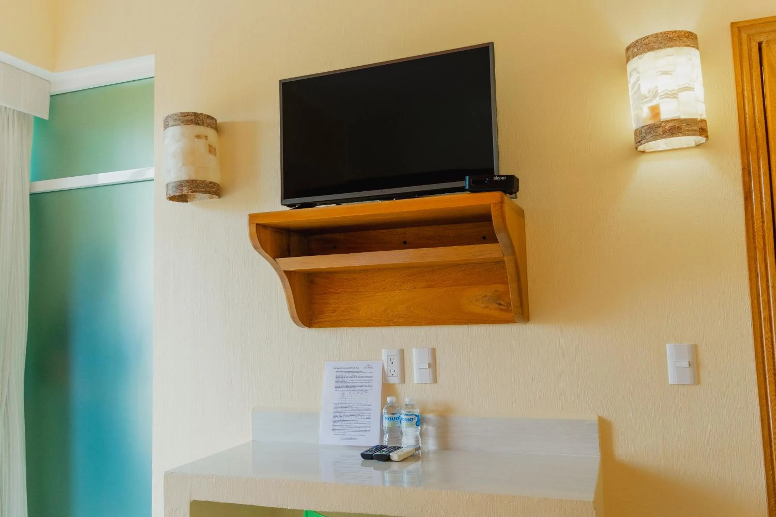 TV and multimedia in Casa Danna Huatulco