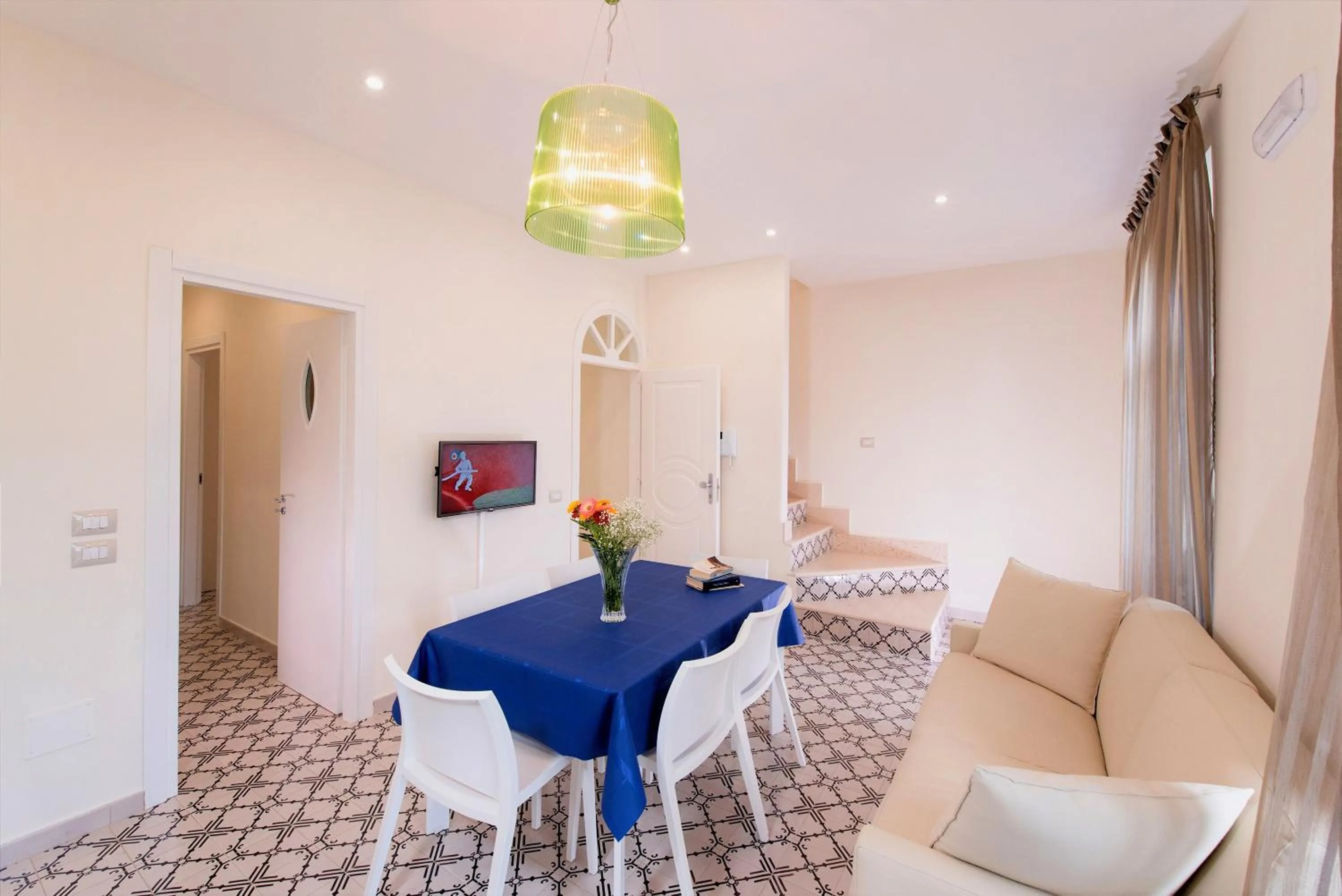 TV and multimedia in Ravello House