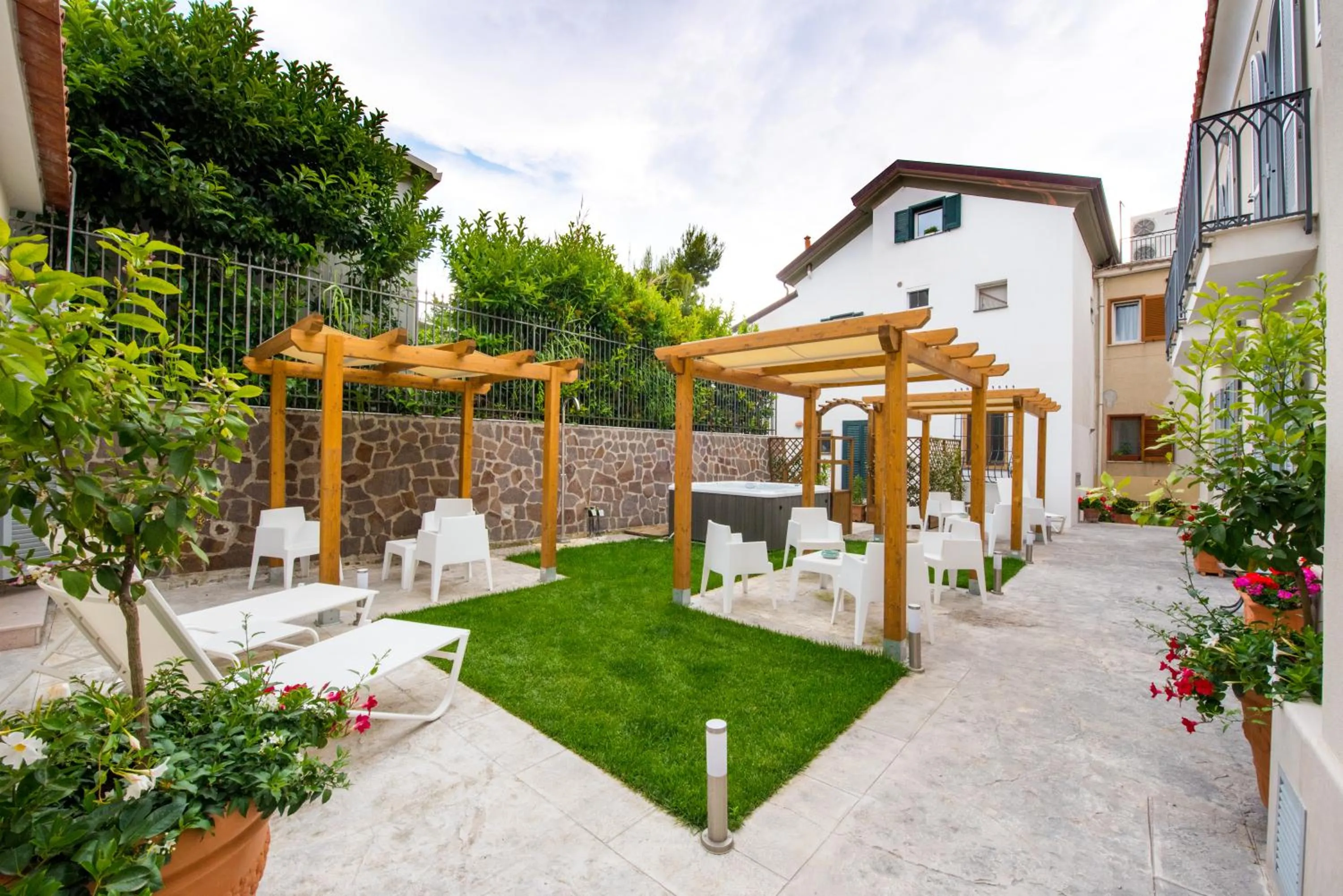 Patio in Ravello House