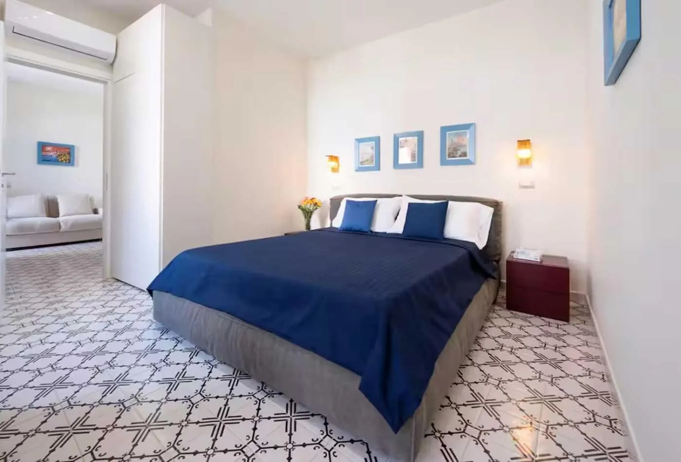 Bed in Ravello House