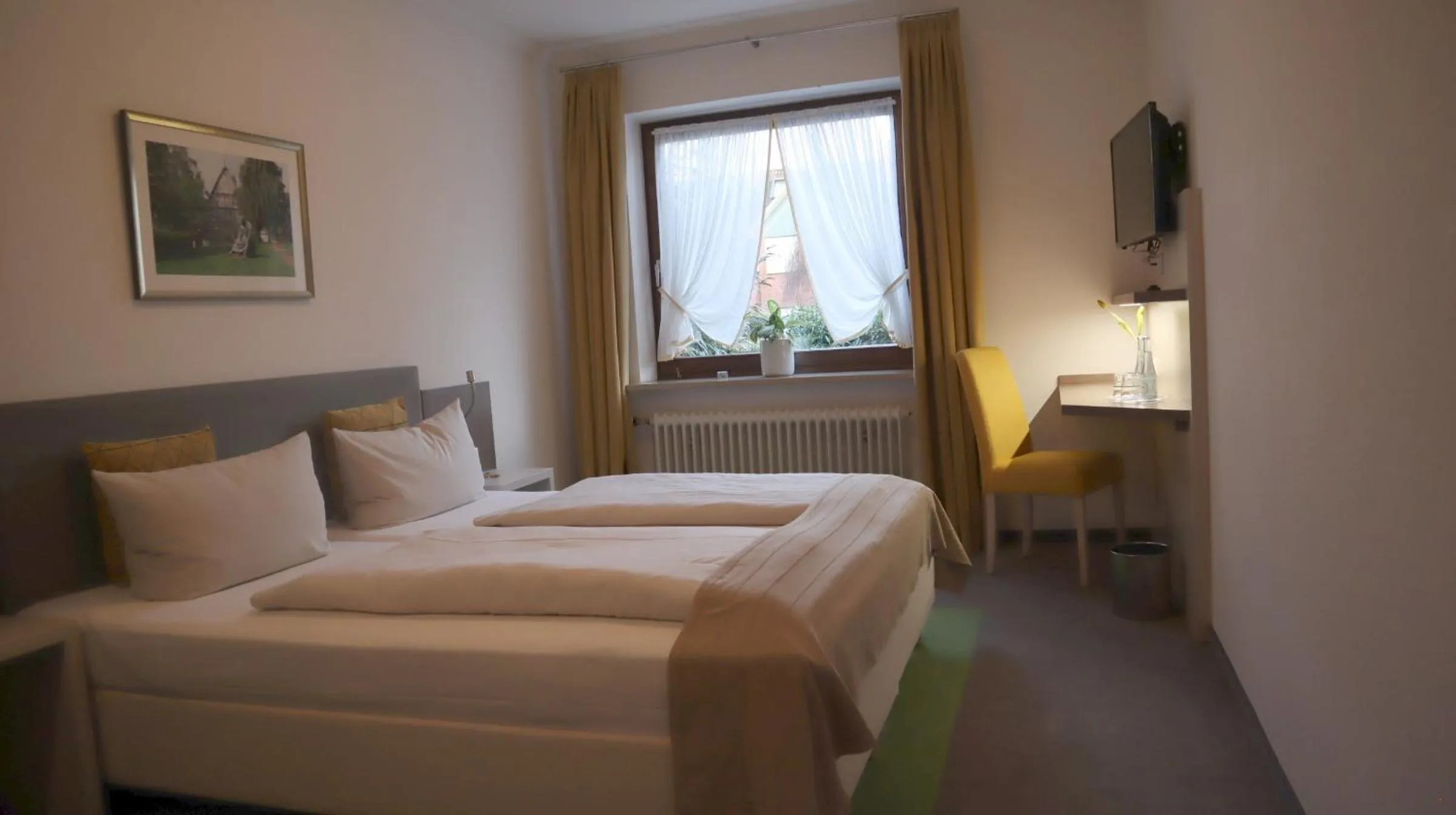 Bed in Hotel Gasthaus zur Linde