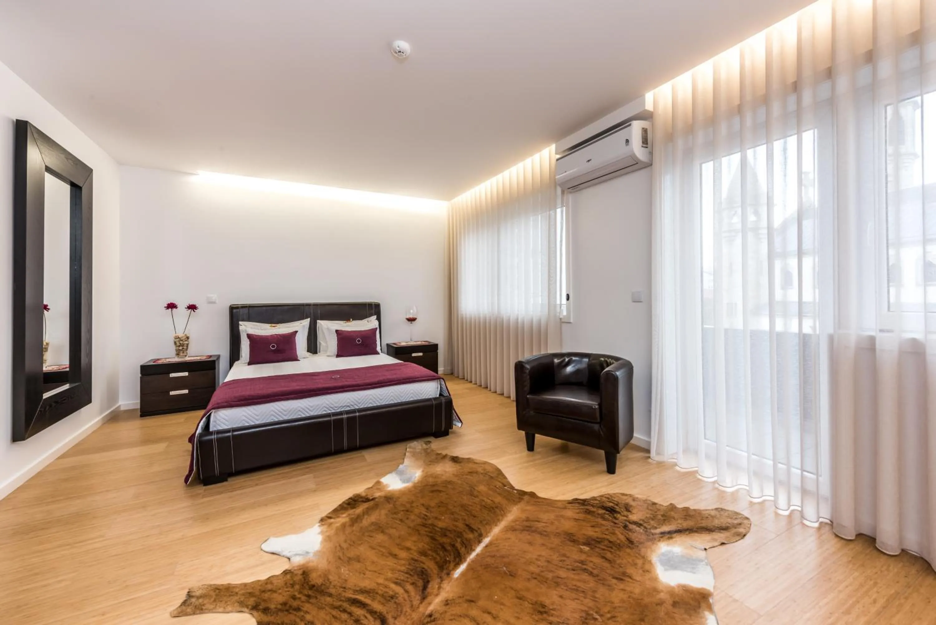 Bedroom, Bed in Lounge Inn Guest House