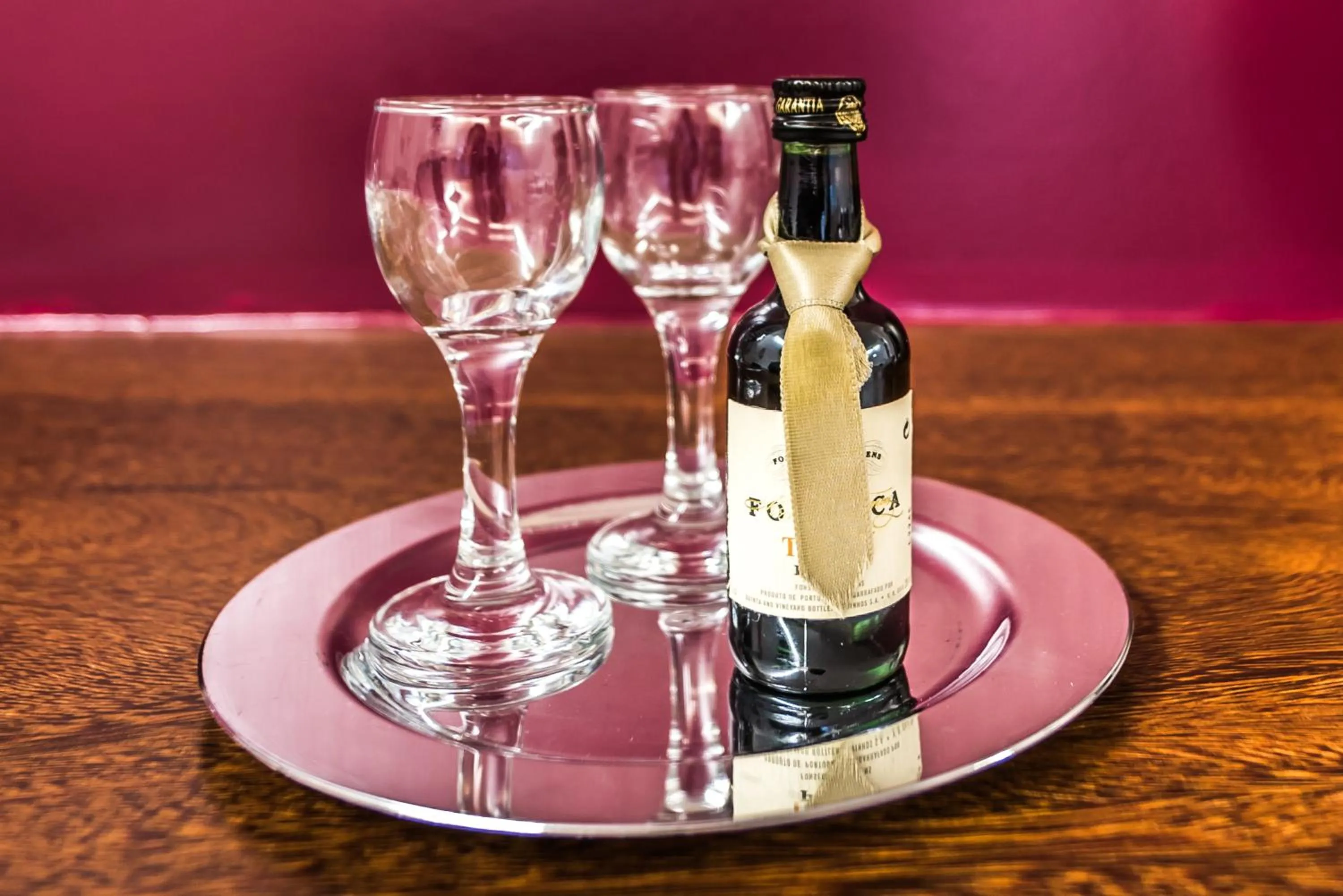 Alcoholic drinks in Lounge Inn Guest House