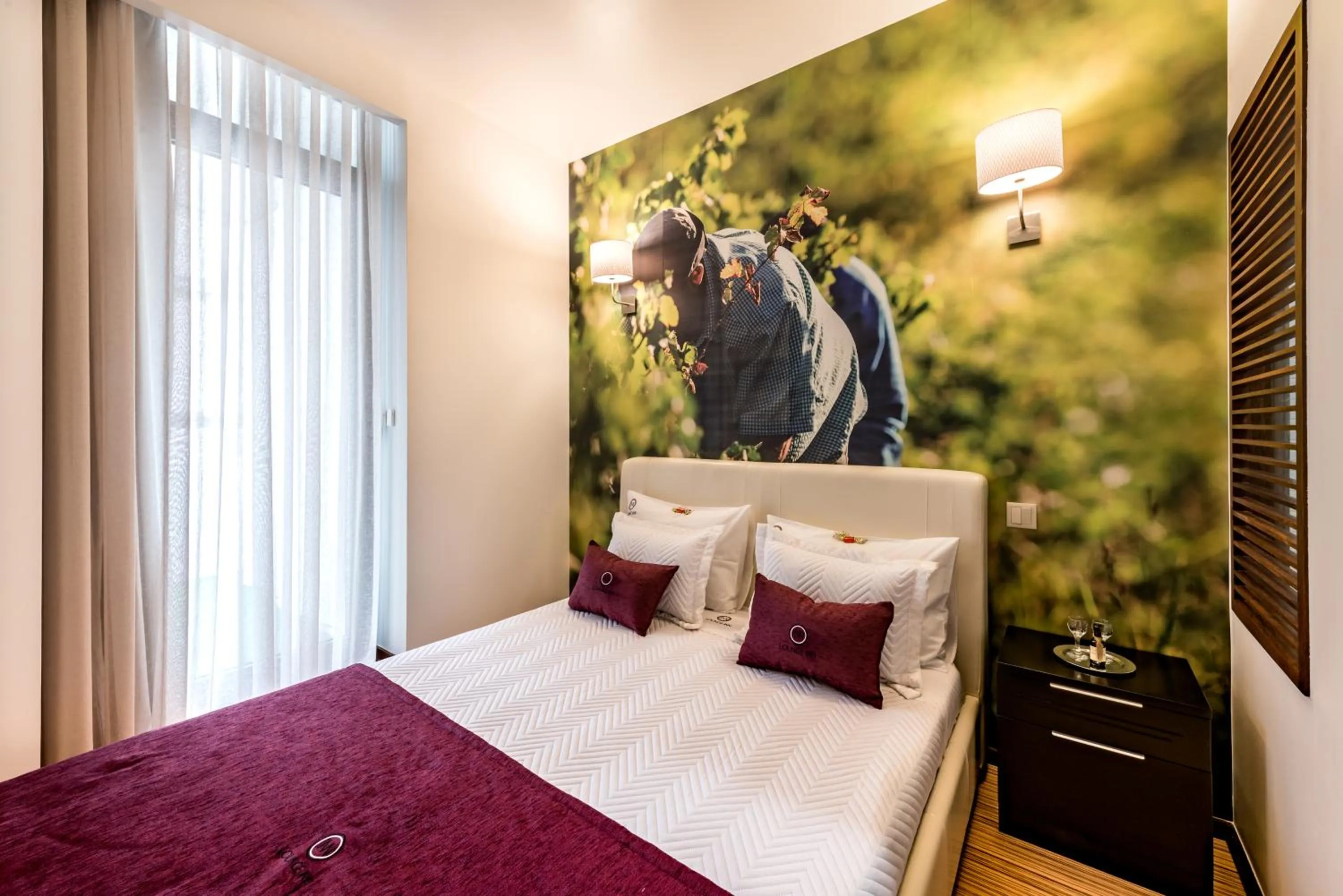 Bedroom, Bed in Lounge Inn Guest House