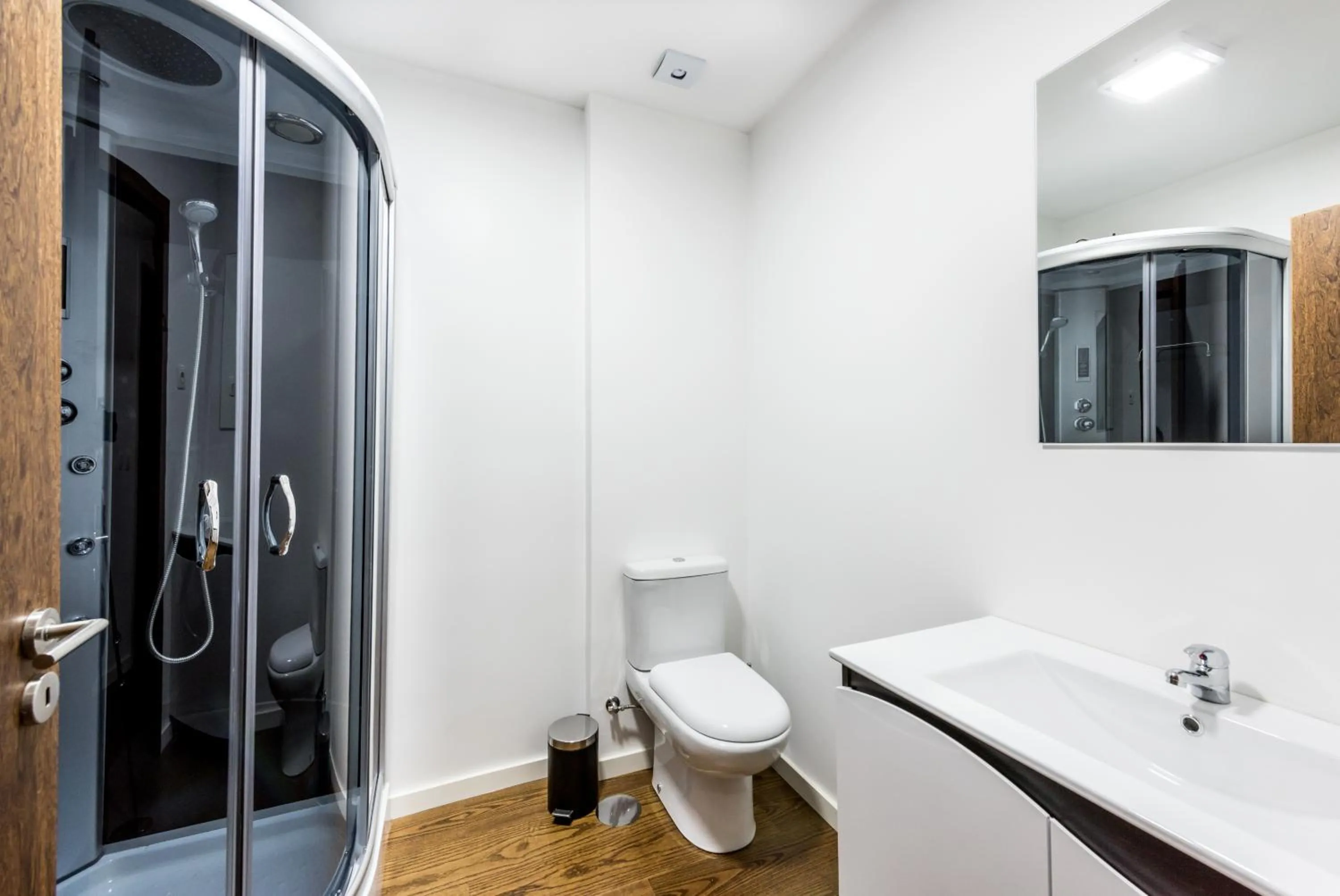 Bathroom in Lounge Inn Guest House