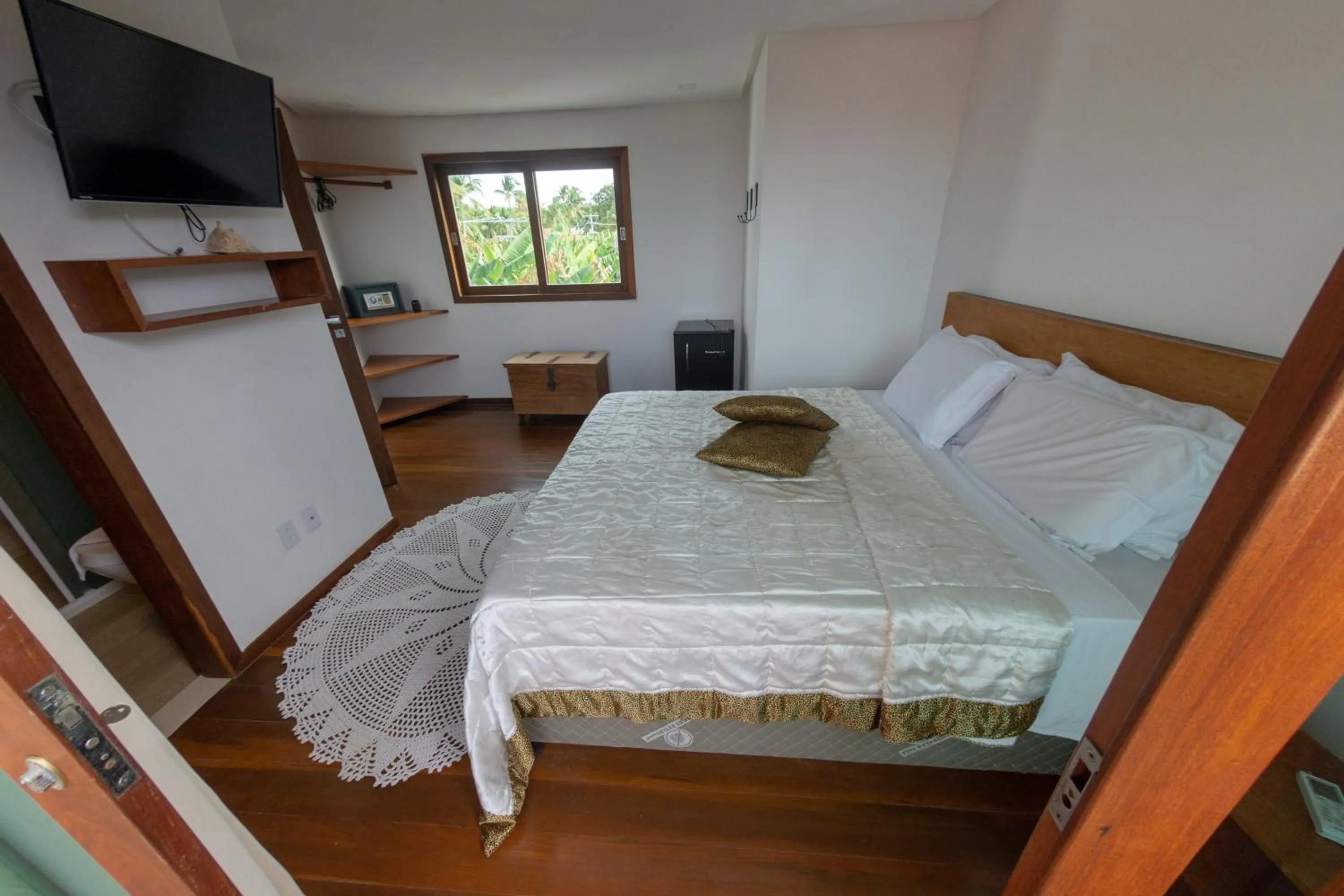 Photo of the whole room, Bed in Pousada Pénareia
