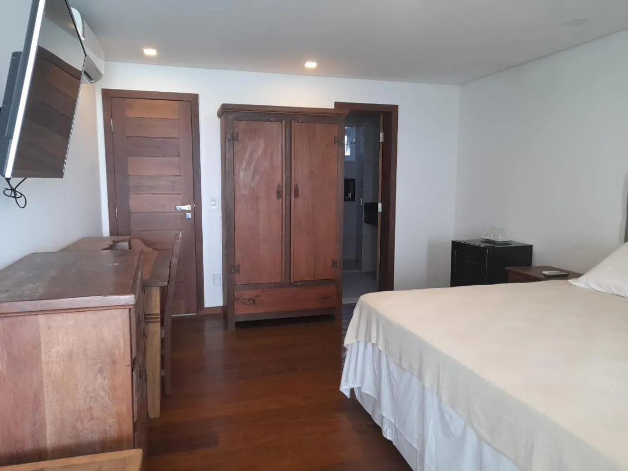 Photo of the whole room, Bed in Pousada Pénareia