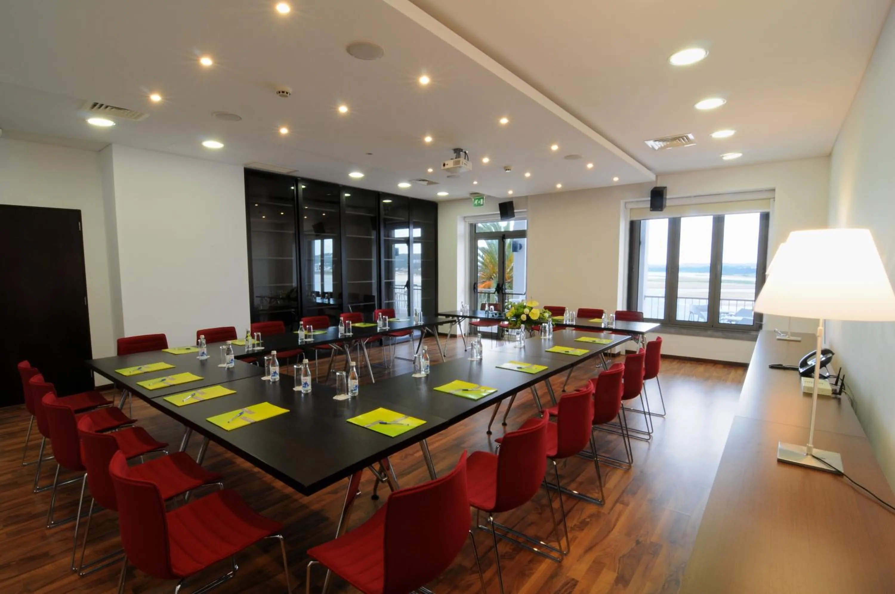 Business facilities in INATEL Foz Do Arelho