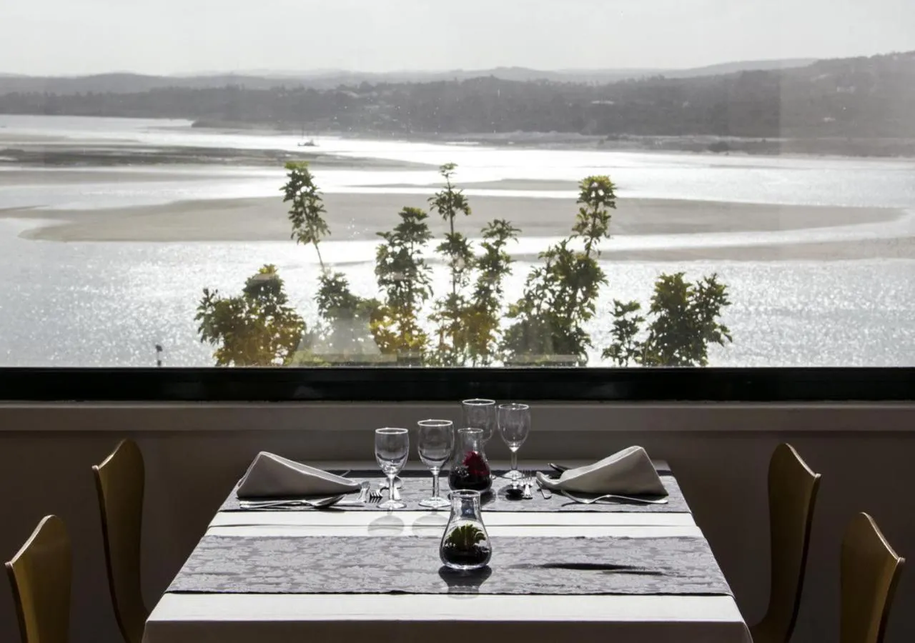 Restaurant/places to eat in INATEL Foz Do Arelho