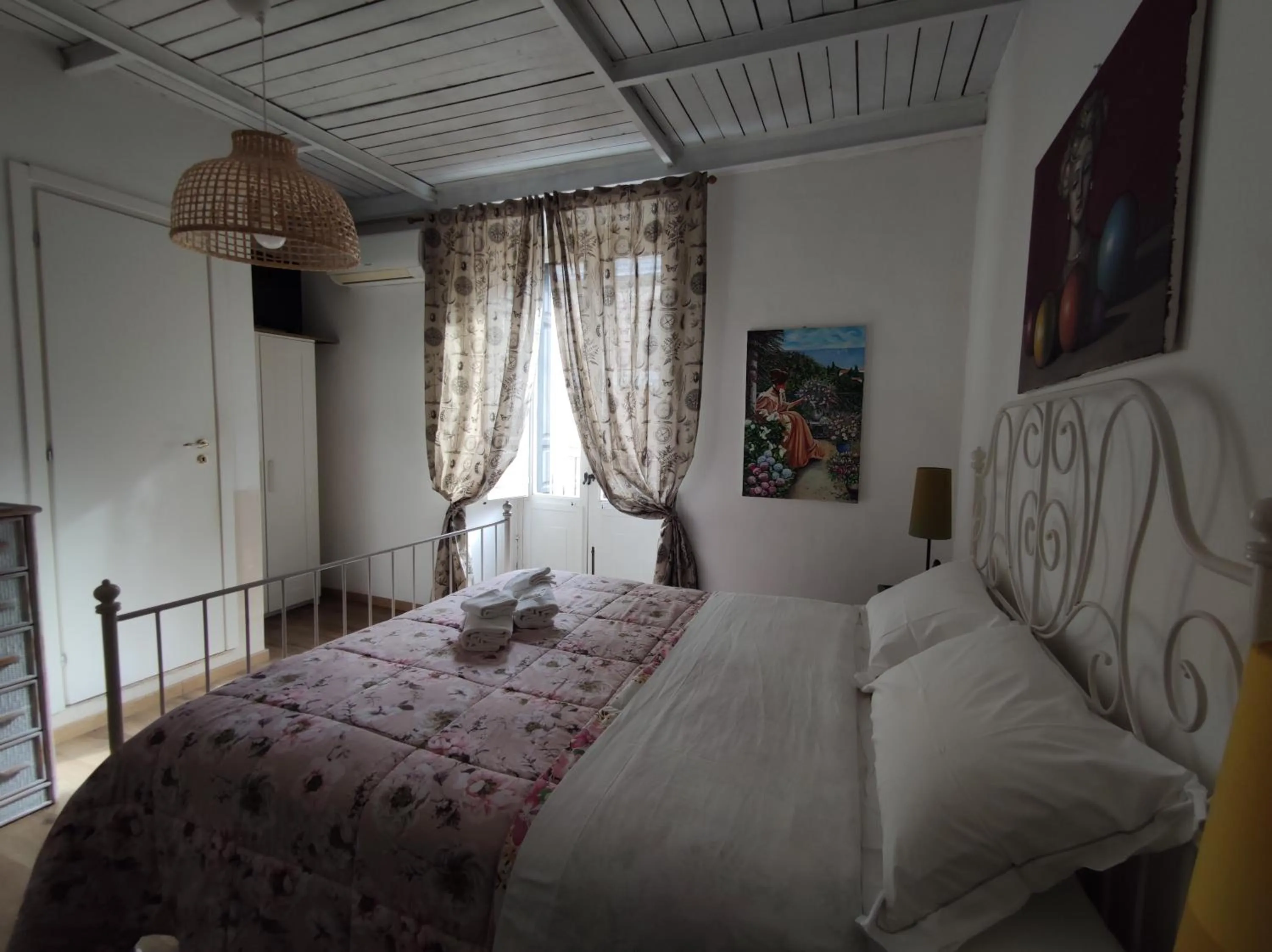 Bedroom, Bed in I Vespri