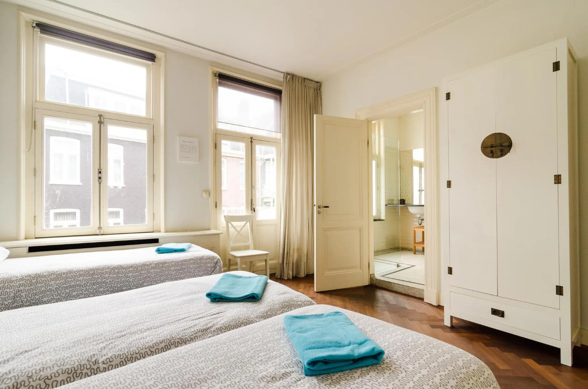 Day, Bed in Marnix Classic: Group Getaway