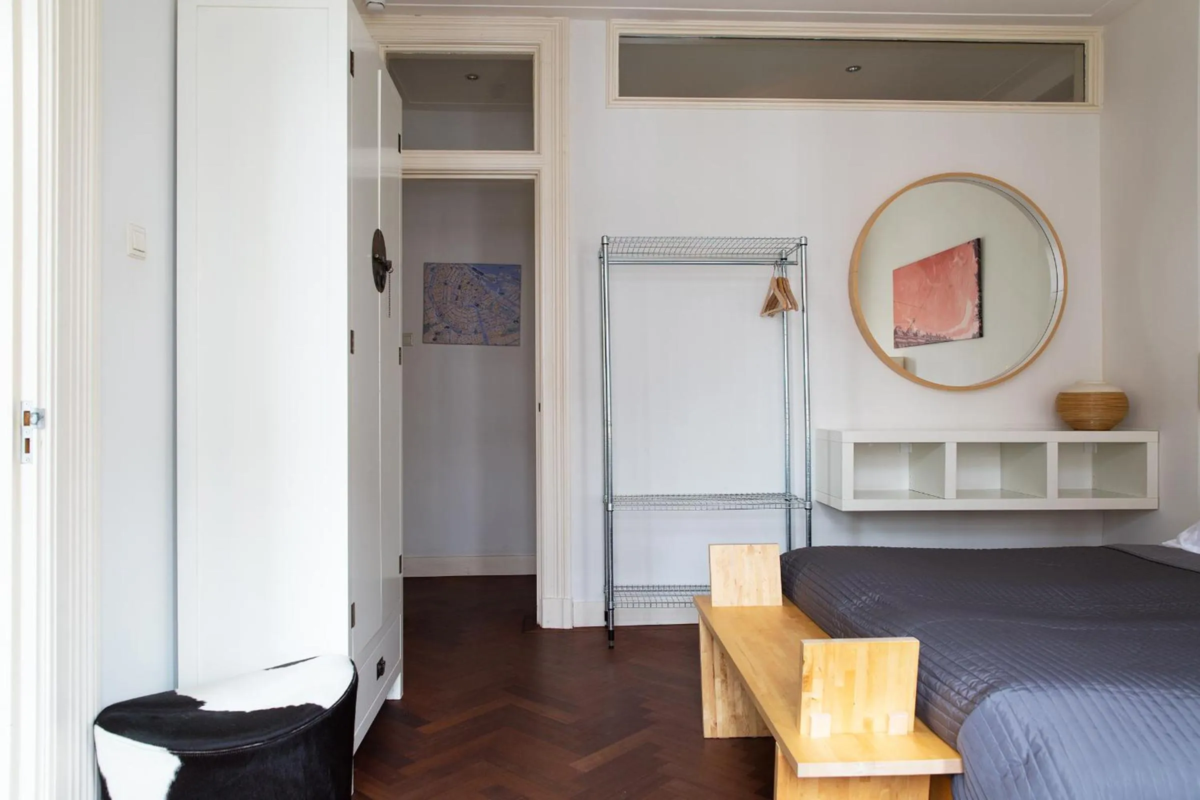 Decorative detail in Marnix Classic: Group Getaway