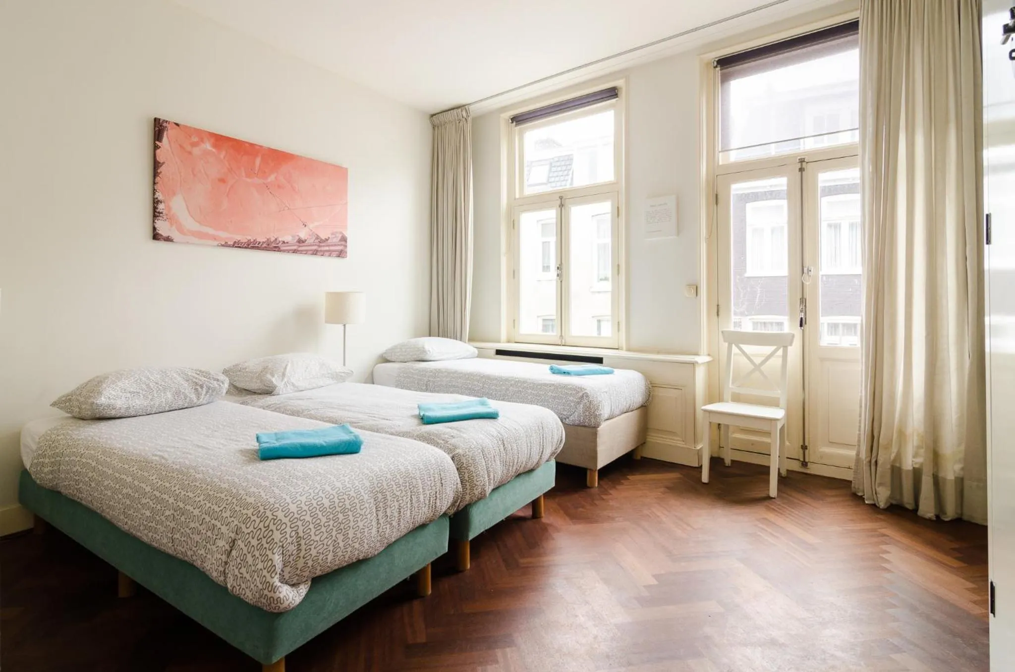 Day, Bed in Marnix Classic: Group Getaway