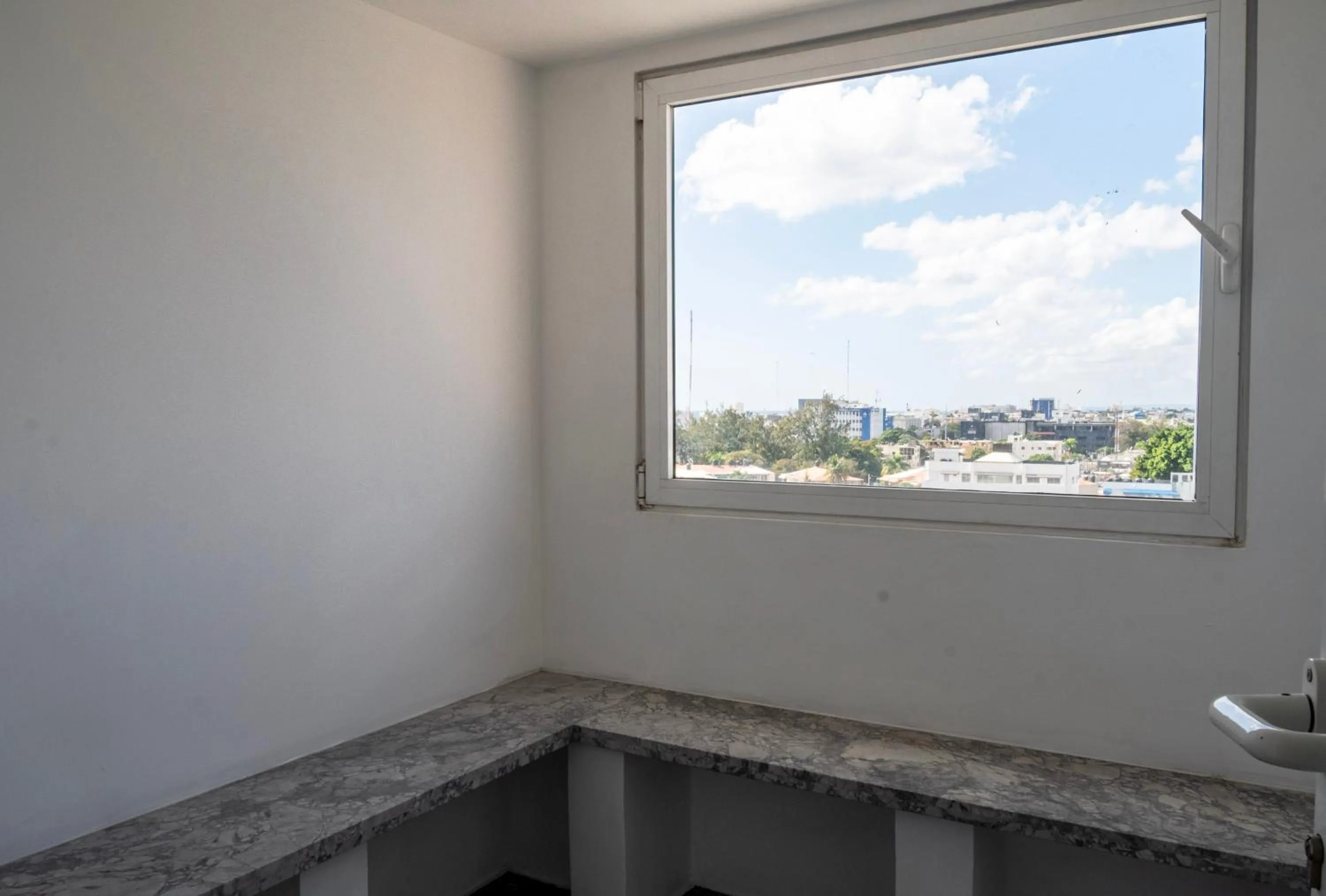 Steam room in Lincoln Suite