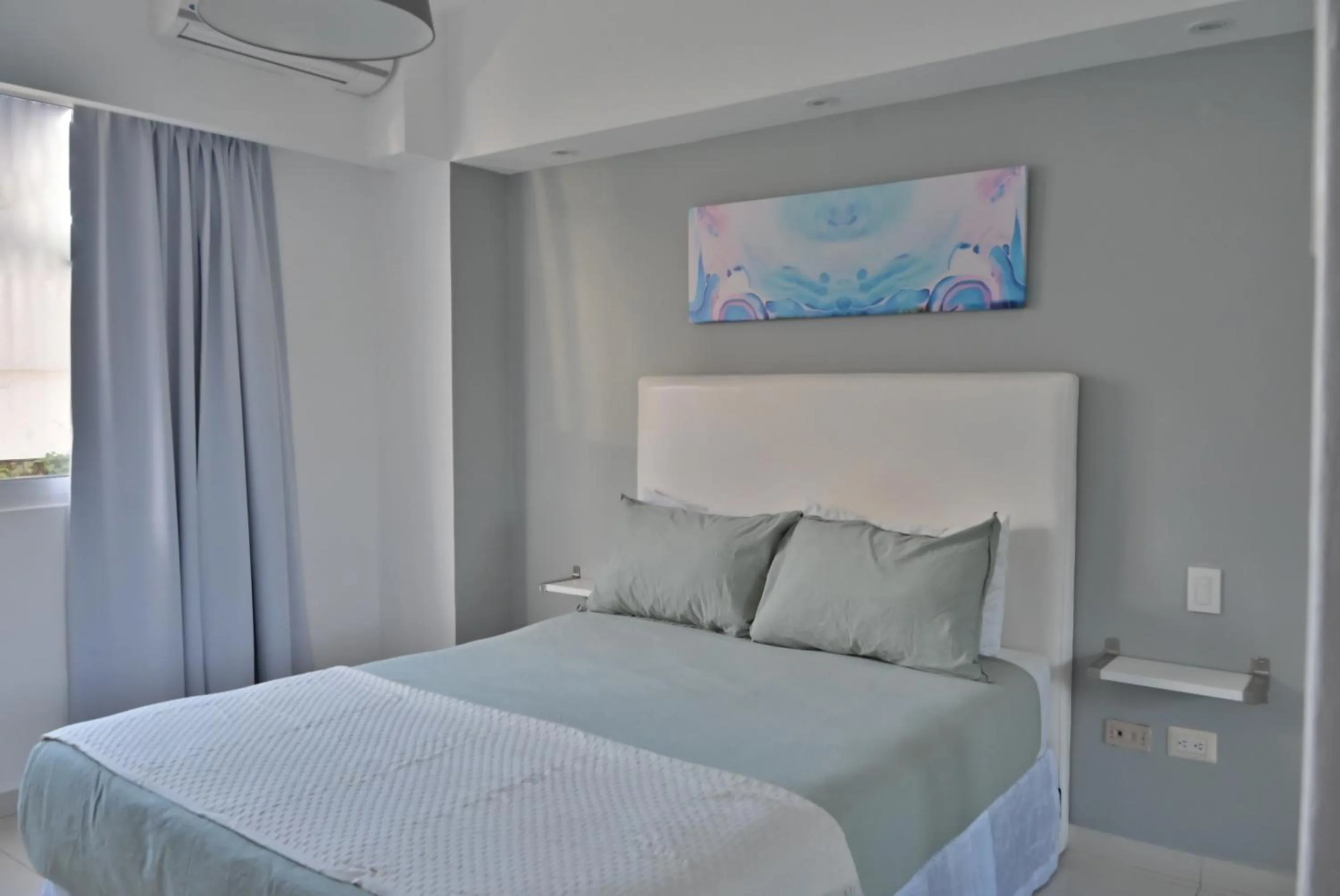 Bed in Lincoln Suite