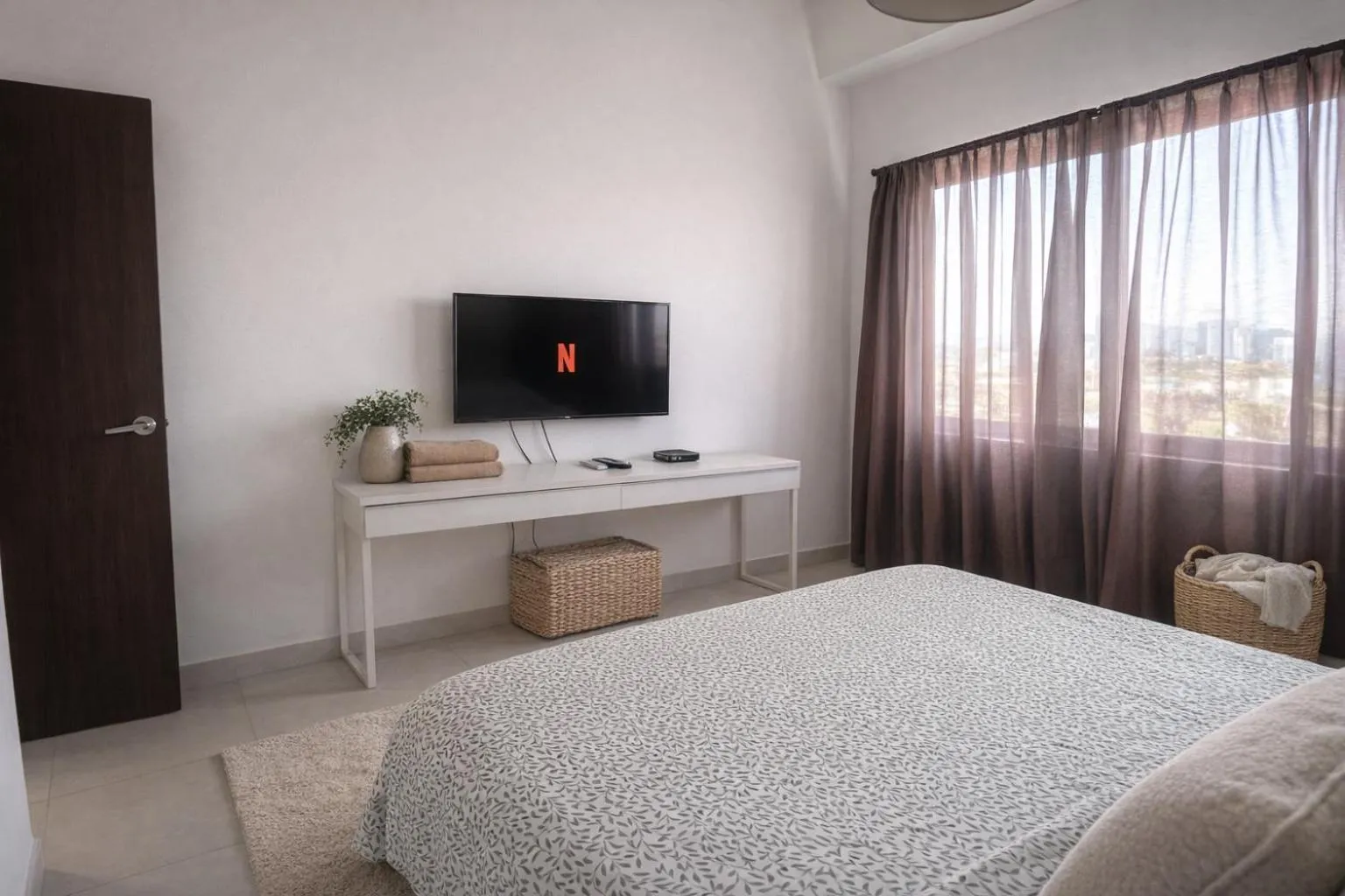 TV and multimedia, Bed in Lincoln Suite