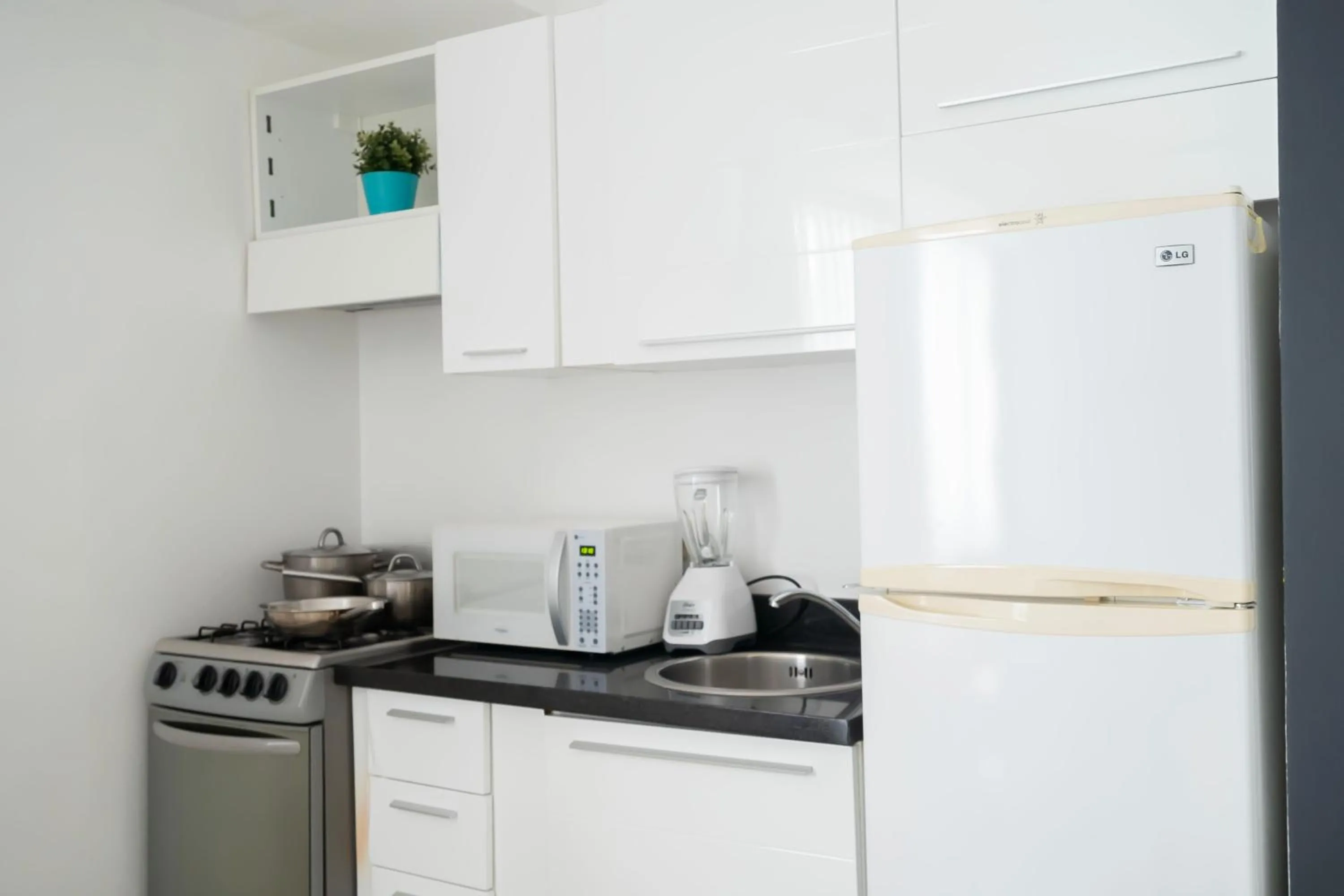 minibar in Lincoln Suite