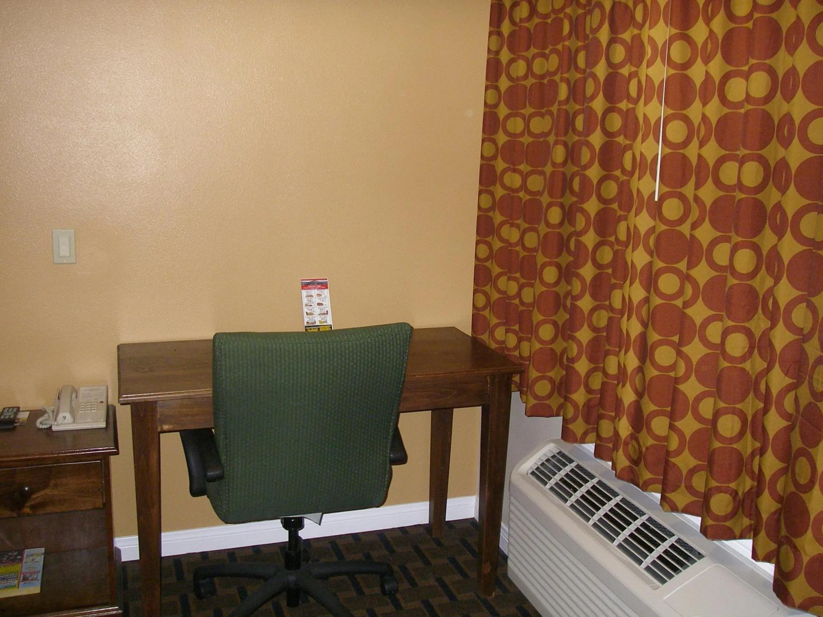 Decorative detail in Fullerton Lodge