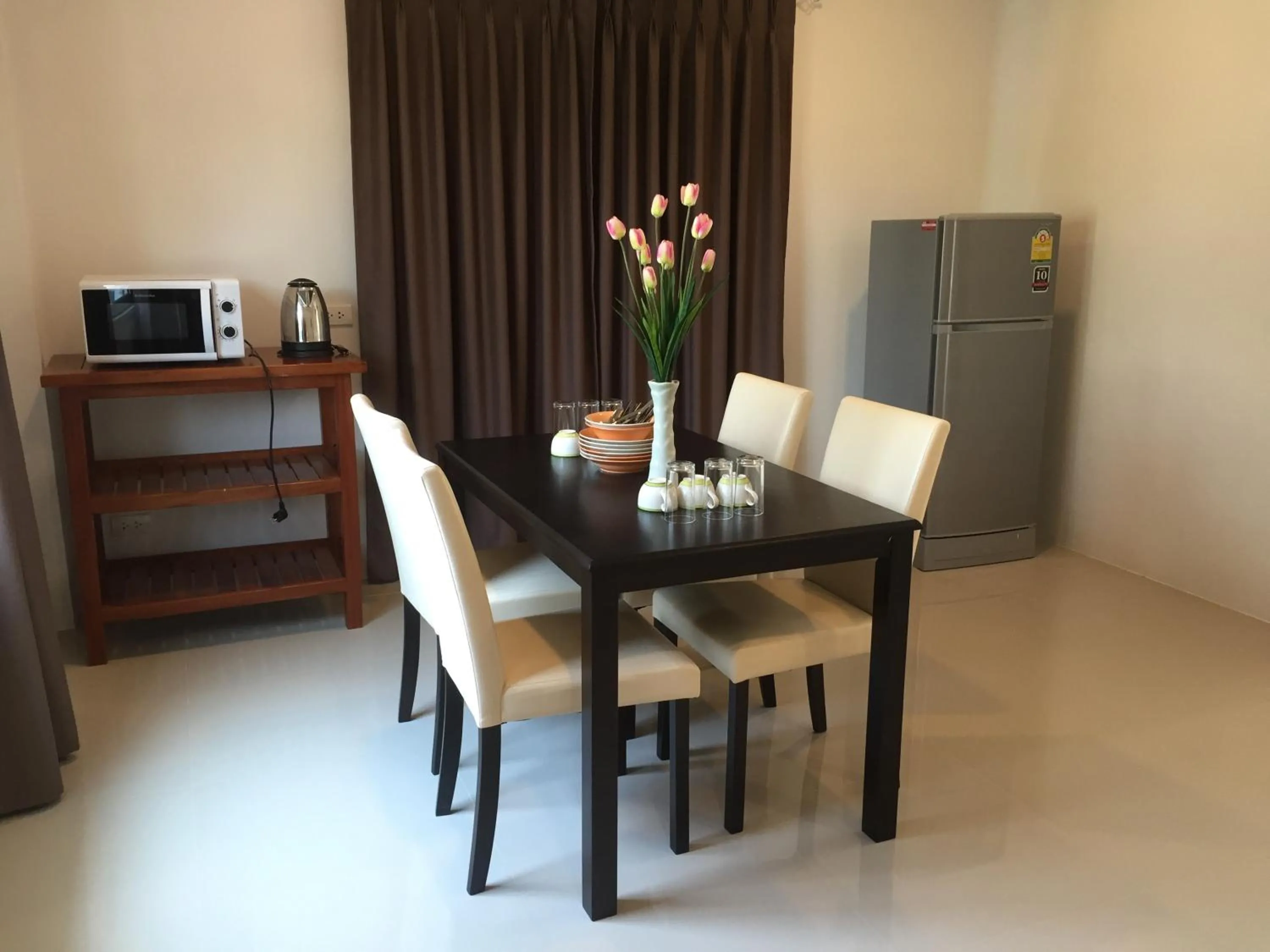 Decorative detail, Dining Area in Mondara Vacation Home