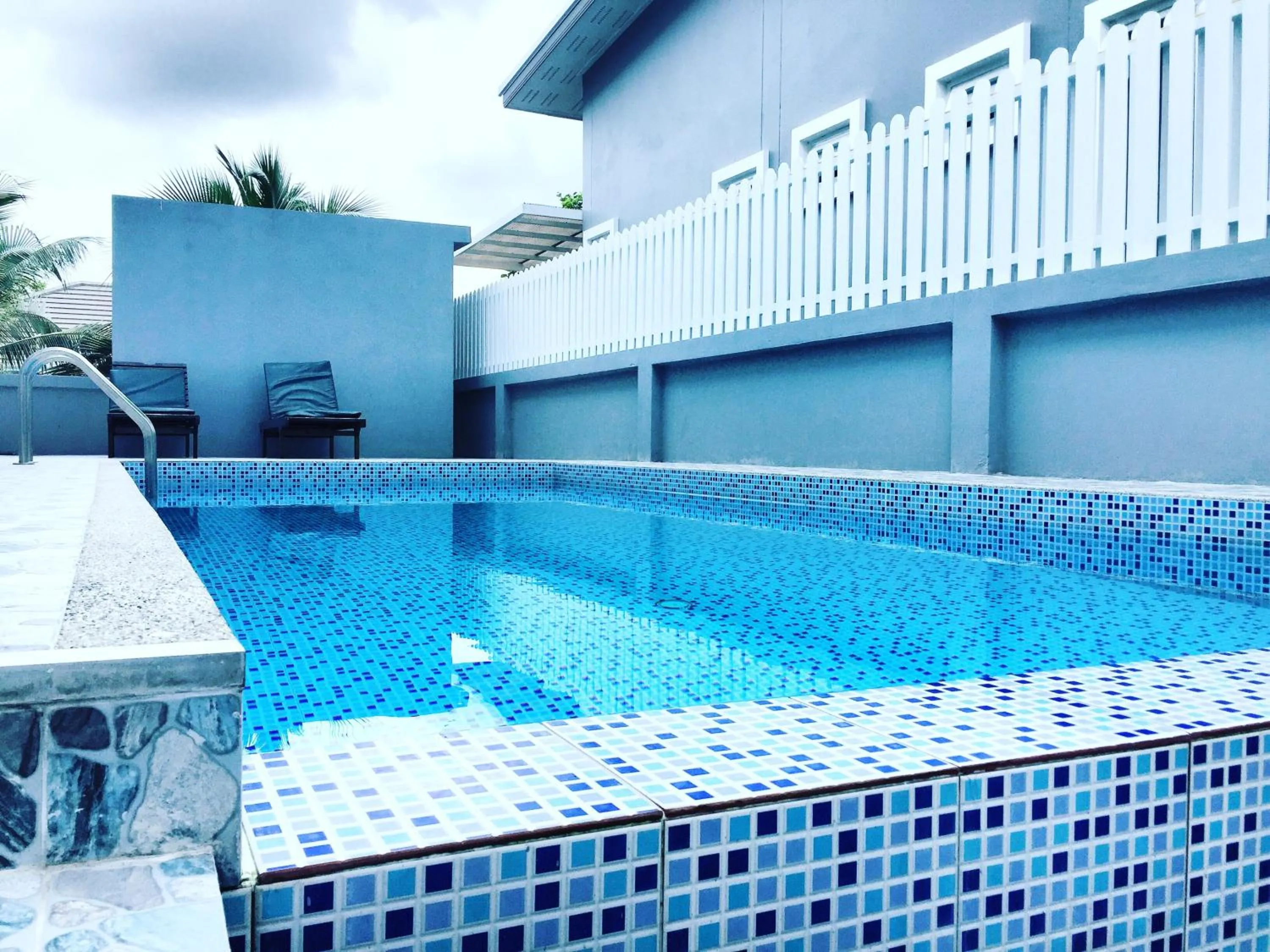 Swimming Pool in Mondara Vacation Home