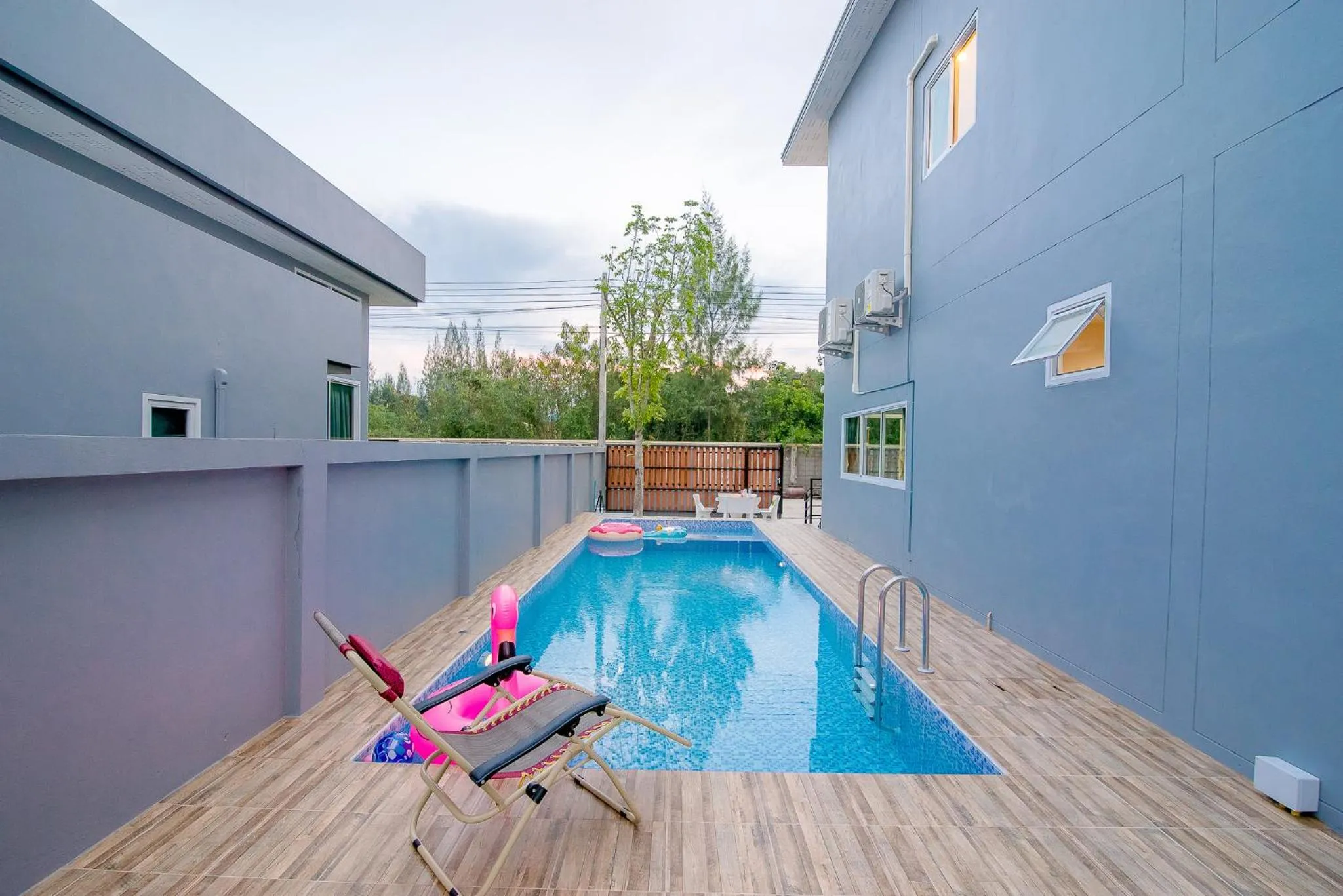 Swimming Pool in Mondara Vacation Home