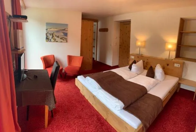 Berghotel-Gasthof Gstrein