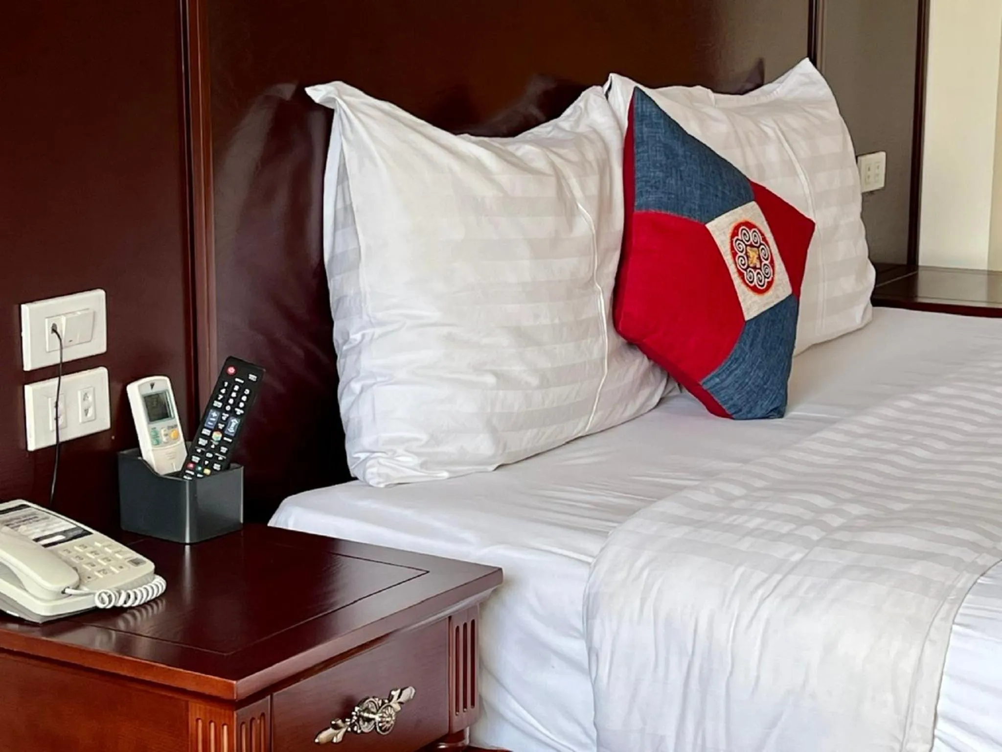 Deluxe Double or Twin Room with City View in Sapa Centre Hotel