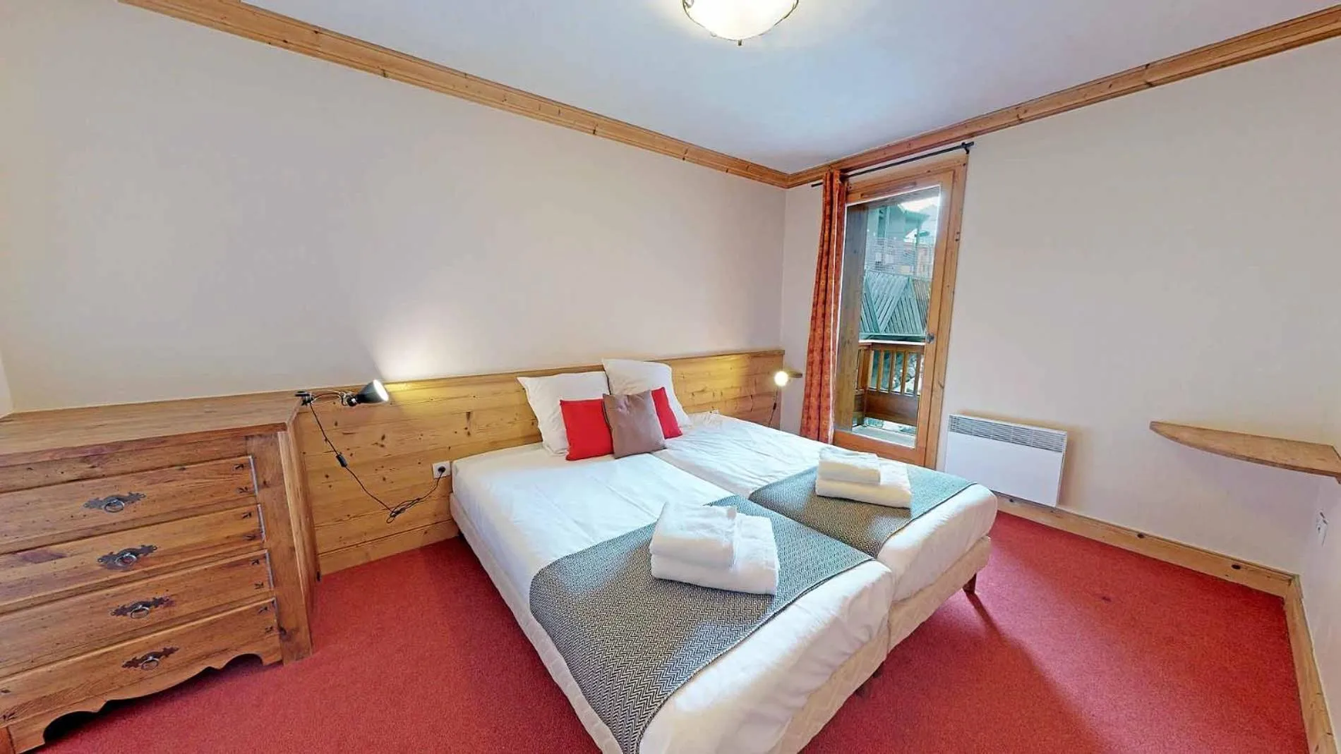 Bedroom, Bed in Le Sabot de Vénus