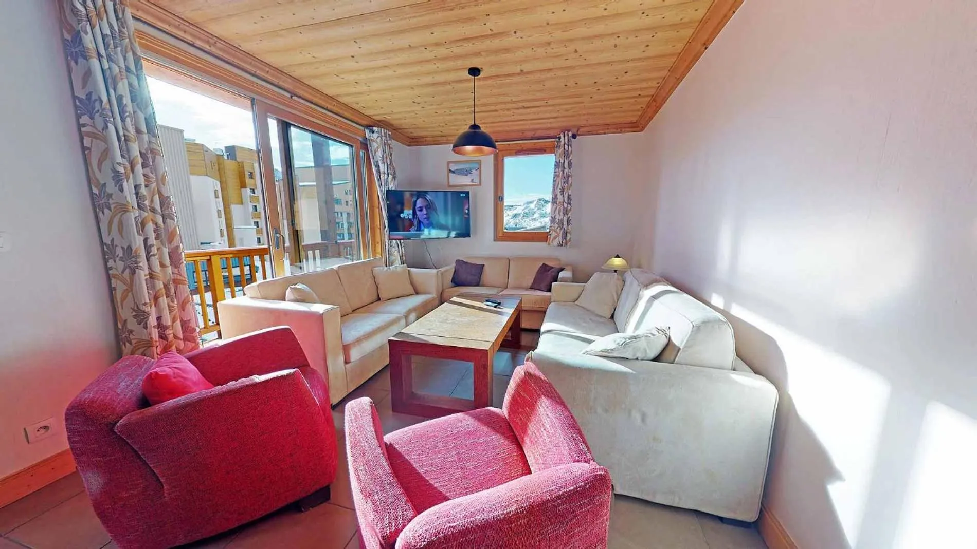 Seating area in Le Sabot de Vénus