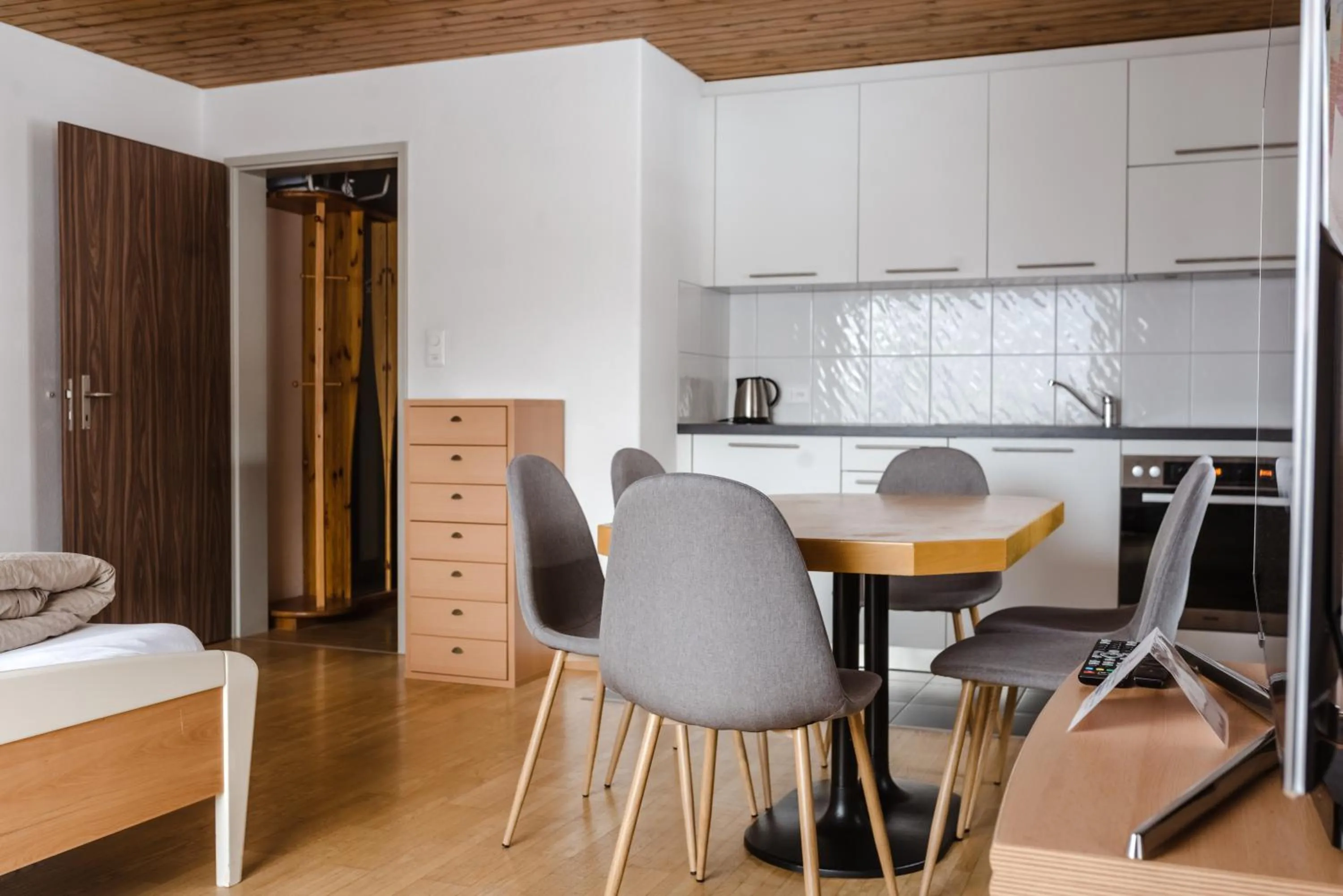 Kitchen or kitchenette in Aktiv Hotel & Spa Hannigalp