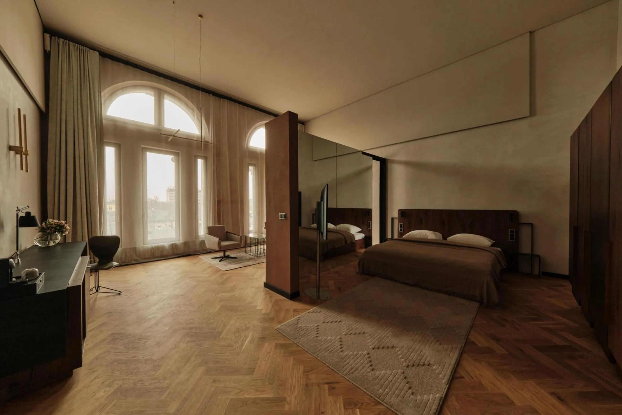 Bedroom, Bed in Grand Hotel