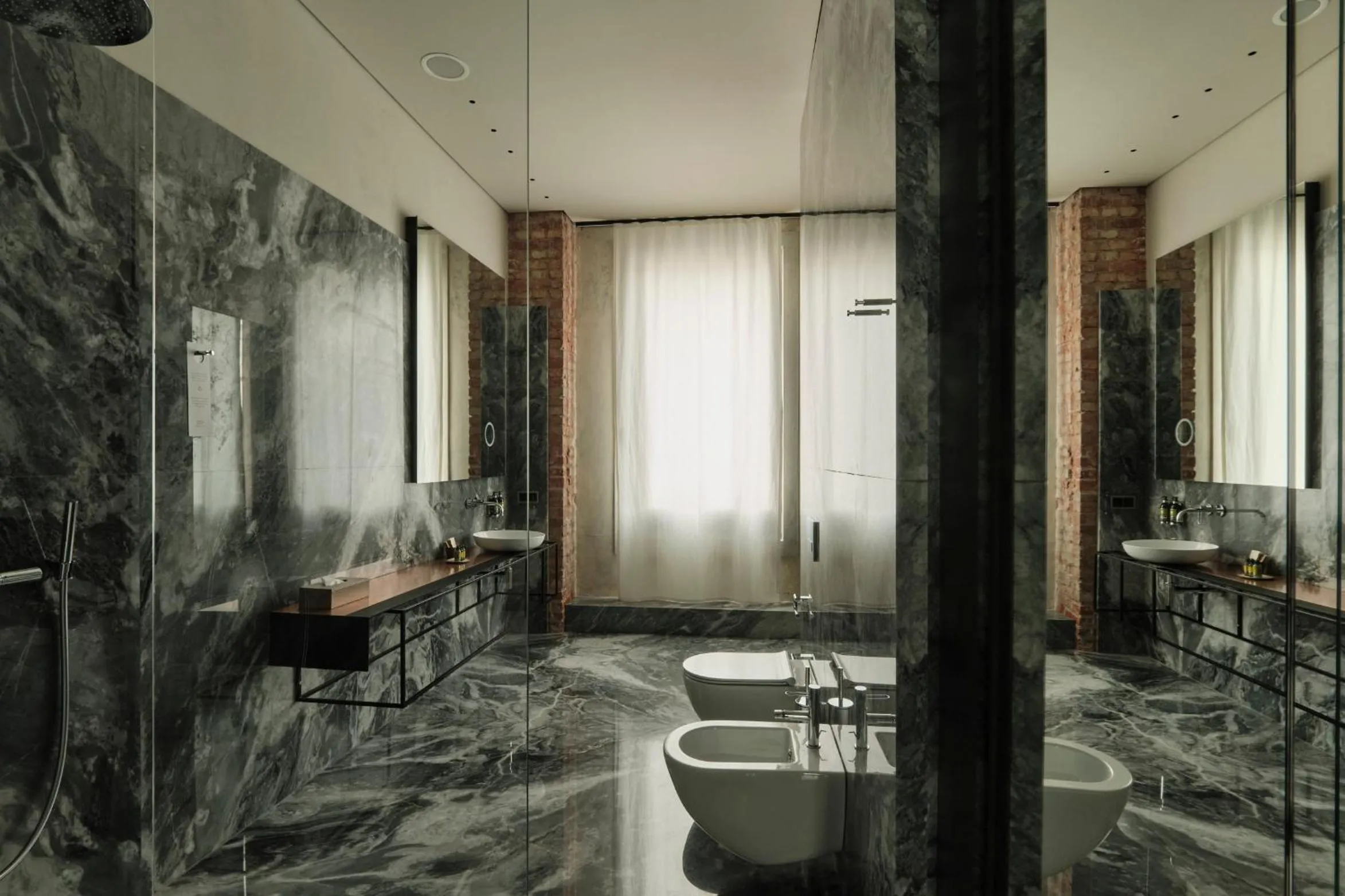 Bathroom in Grand Hotel