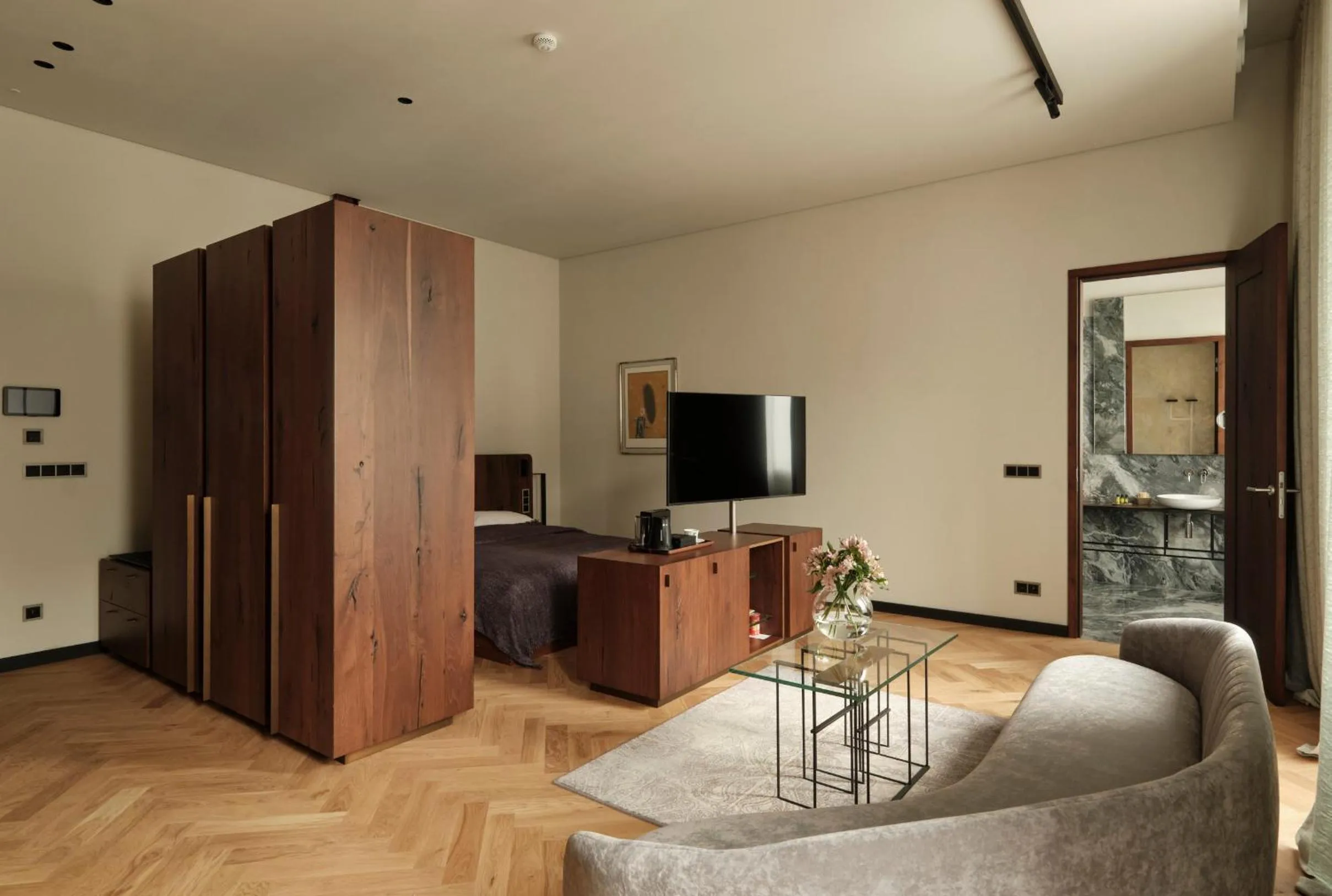 Seating area in Grand Hotel