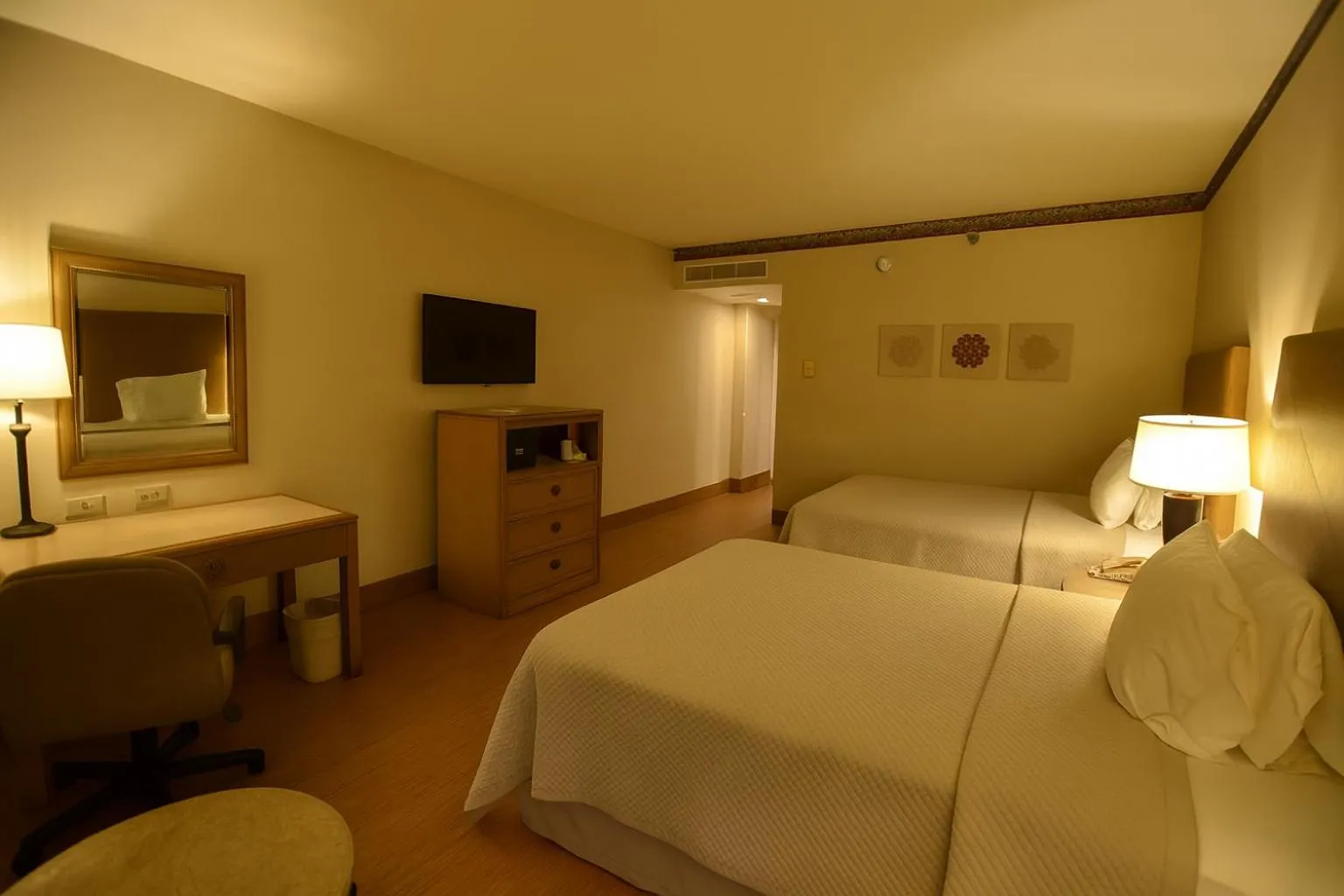 Bed in iStay Hotel Ciudad Victoria