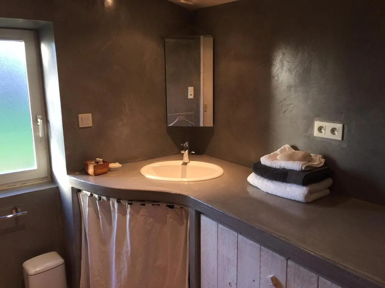 Bathroom in Le Vieux Logis de la Galocherie