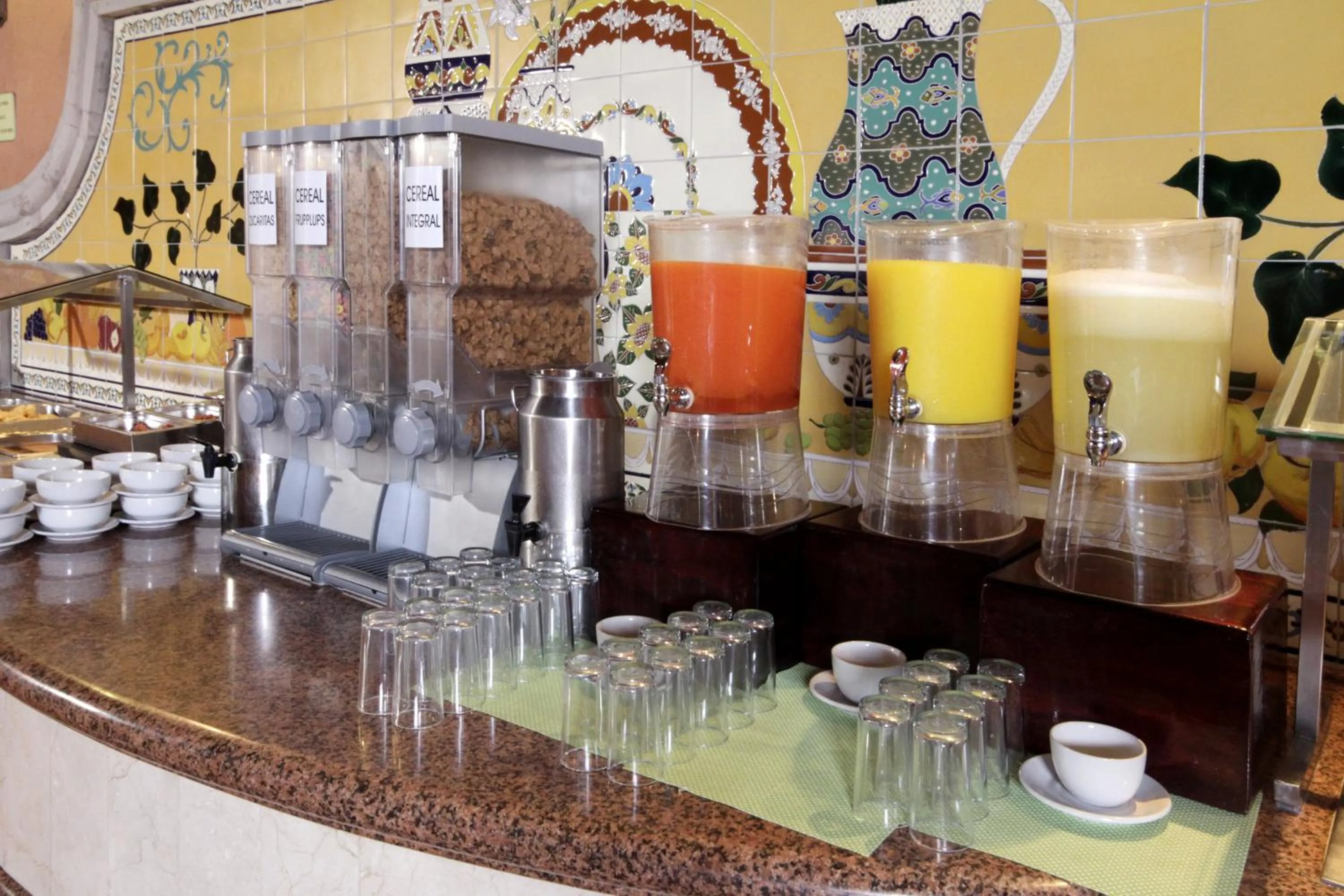 Breakfast in Holiday Inn Express Guanajuato by IHG