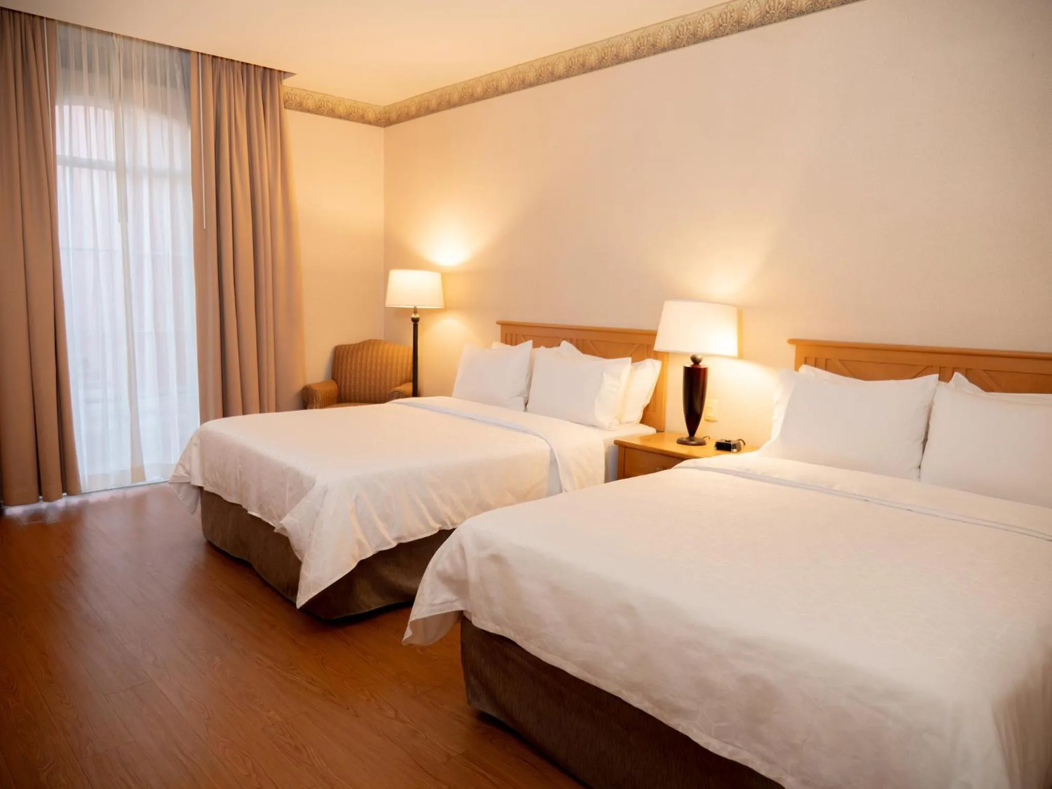 Photo of the whole room, Bed in Holiday Inn Express Guanajuato by IHG