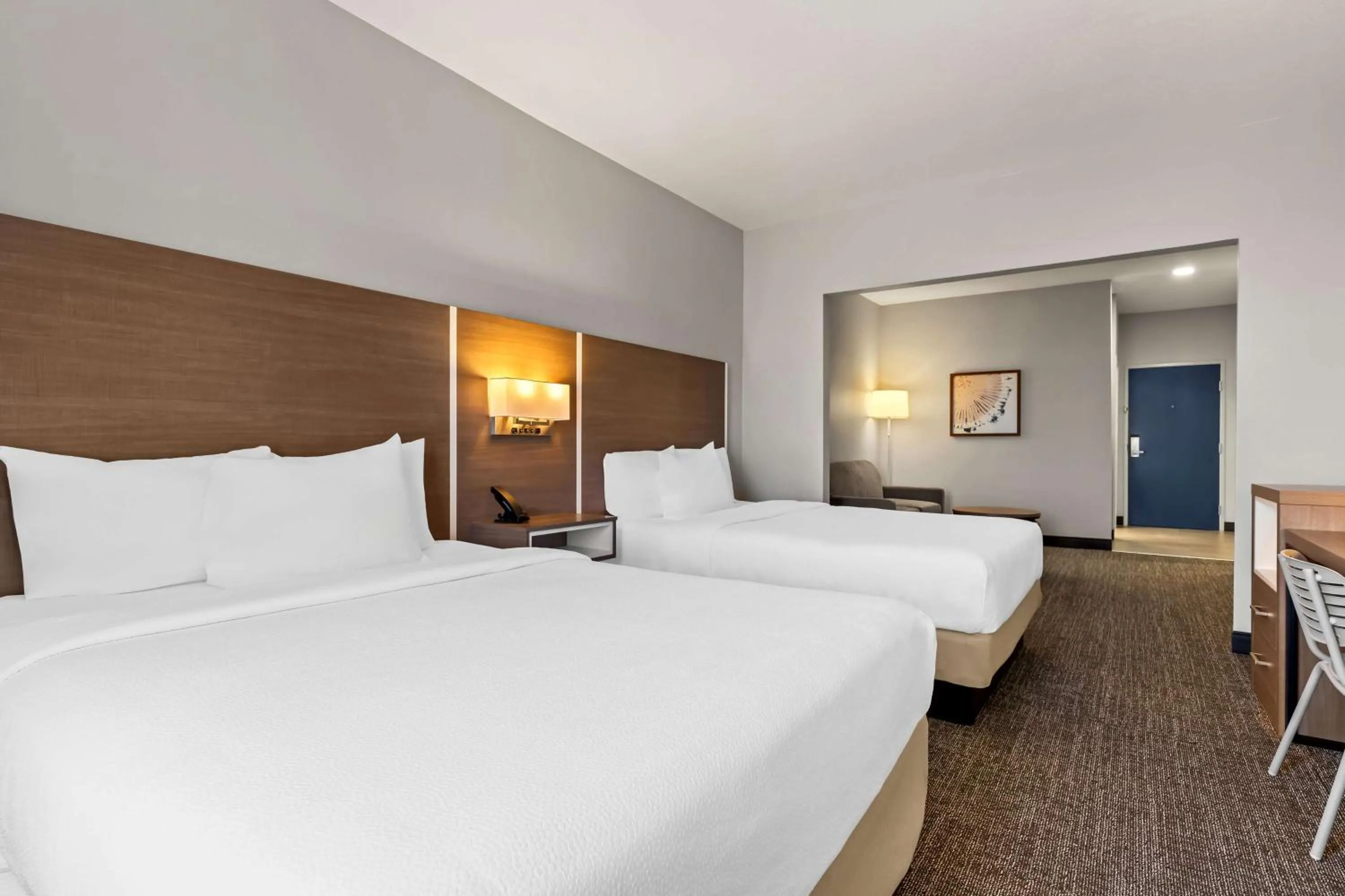 Bed in Spark by Hilton Catoosa Tulsa